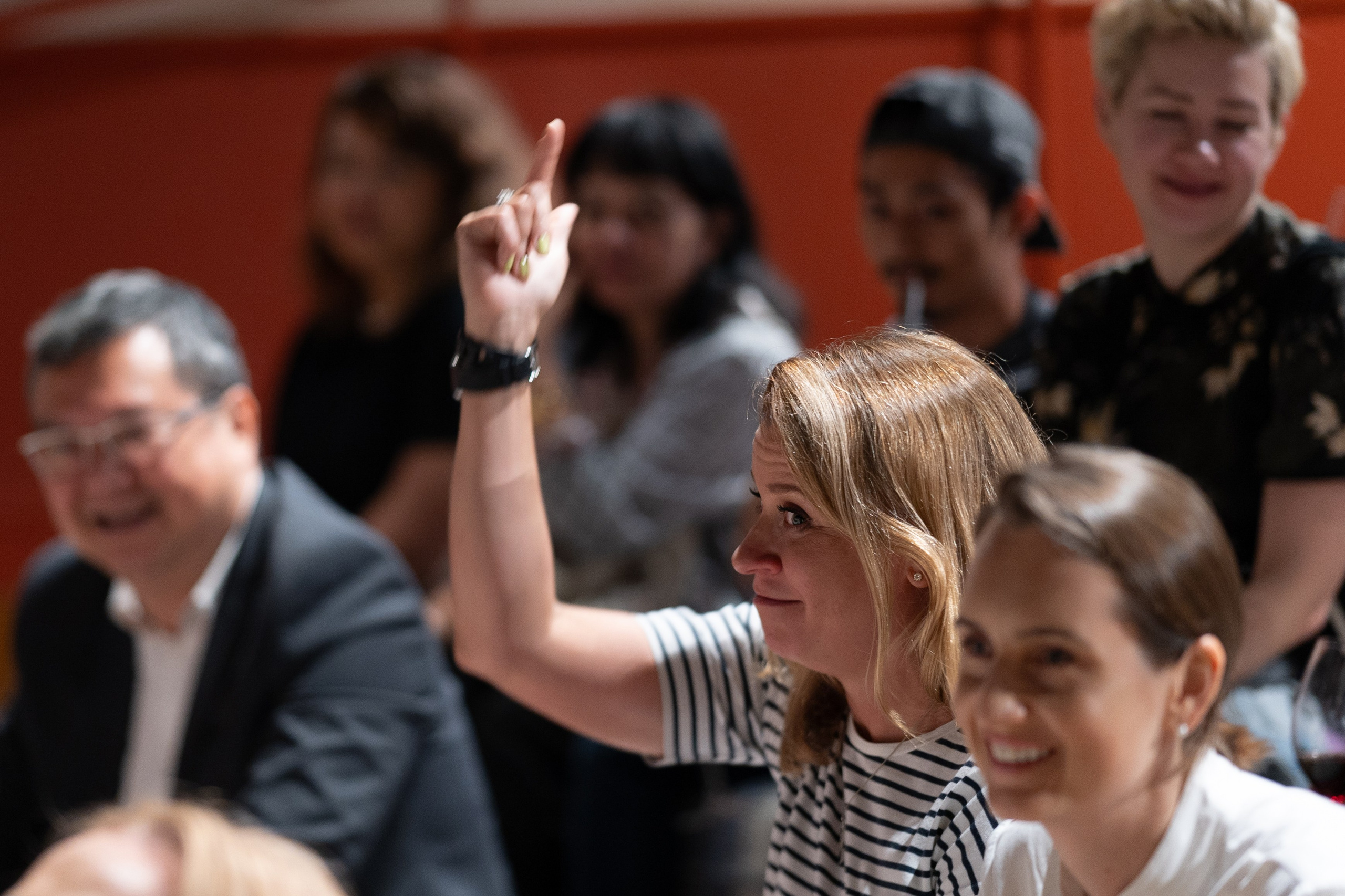 KRISP. PRODUCTION MOVIE PREMIER. ФОТОГРАФ В ГОНКОНГЕ (СВАДЬБЫ, FASHION, СЕМЕЙНЫЕ, МЕРОПРИЯТИЯ, ФОТОПРОГУЛКИ)