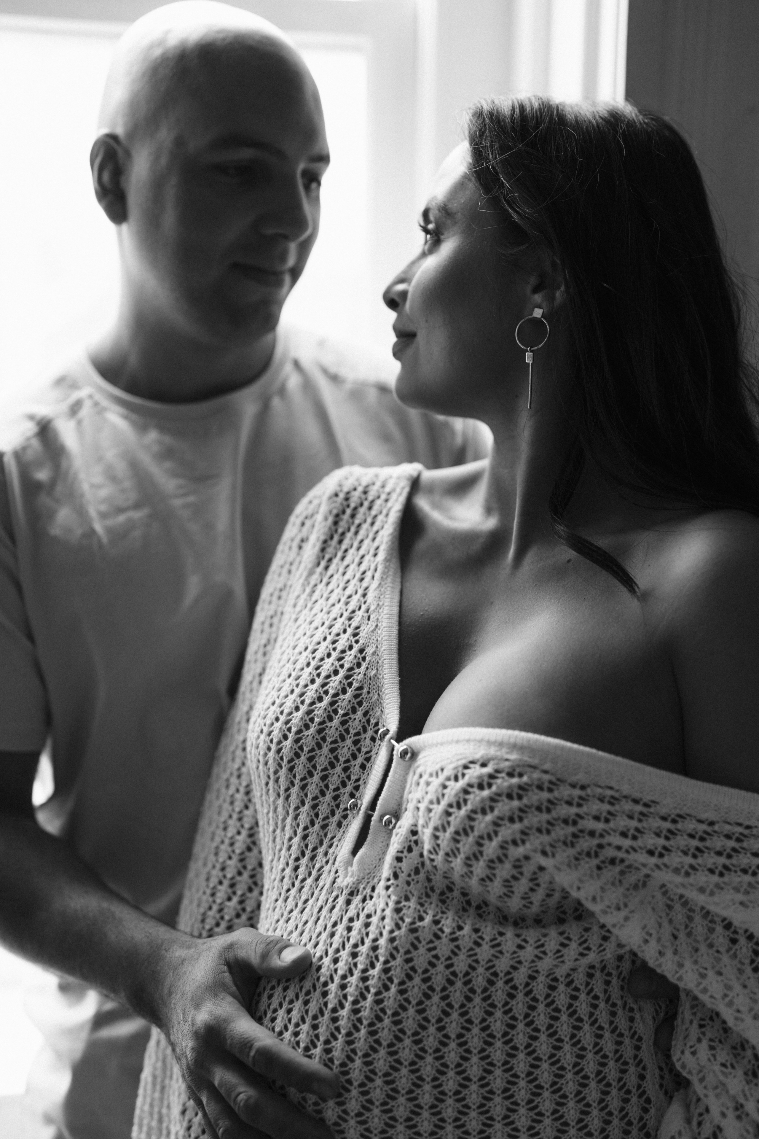 Gessyca. Modern maternity photographer in Long Island New York