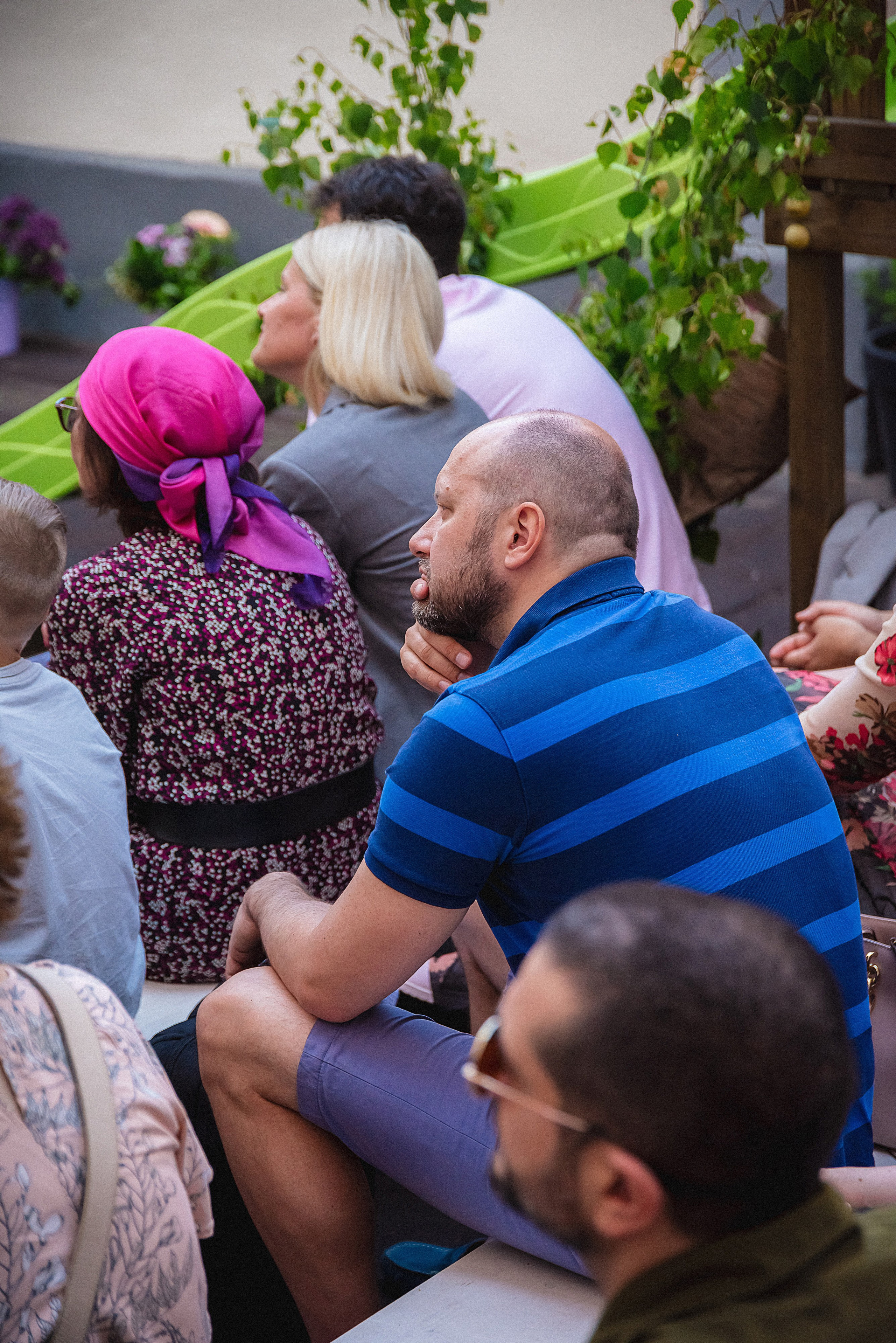 Zīles Skolas Izlaidums. Fotogrāfs Rīgā. Gīmenes, individuālās un dažādu produktu fotosesijas