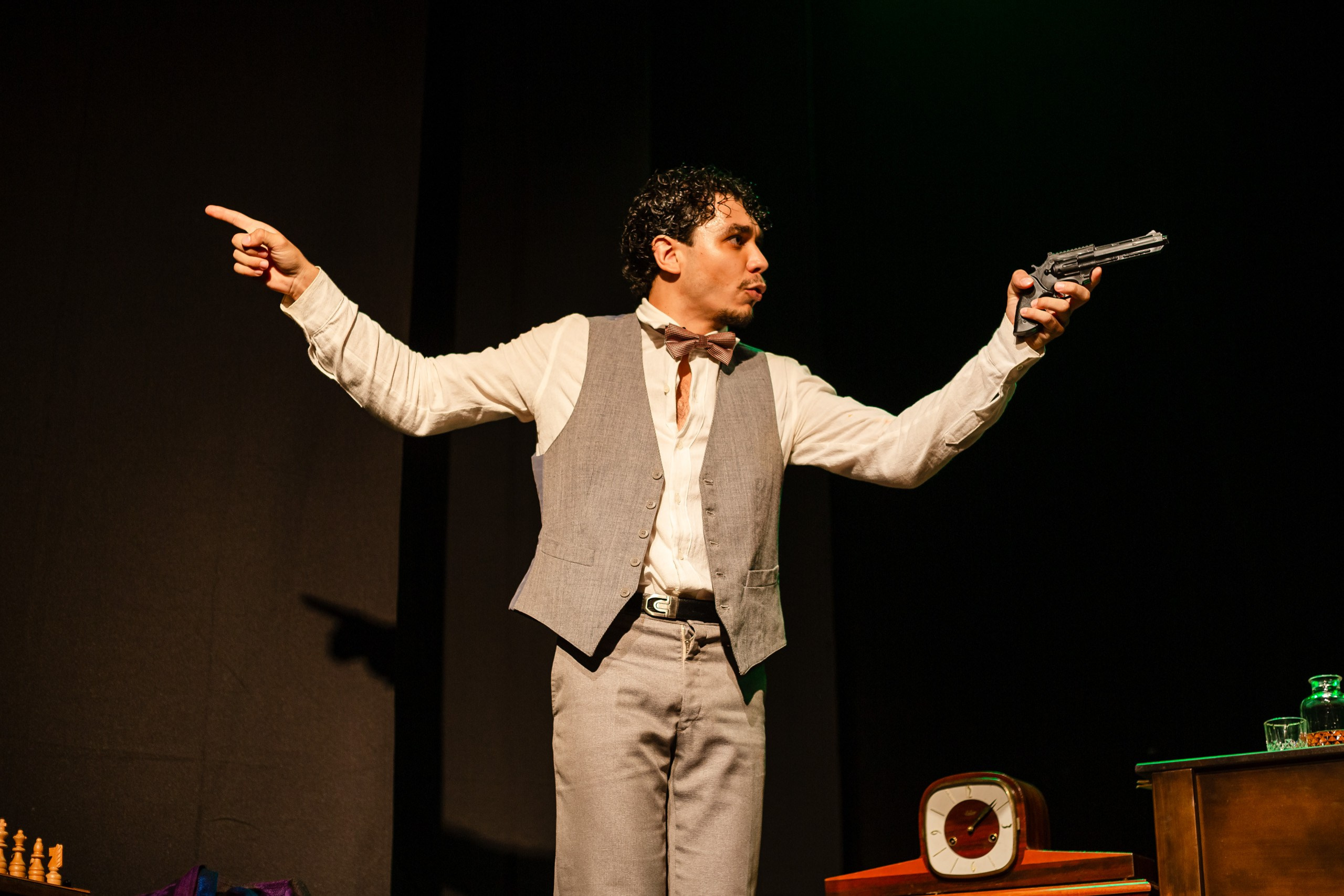 Espetáculo teatral O Alienista — Anchieta Arte Cênica