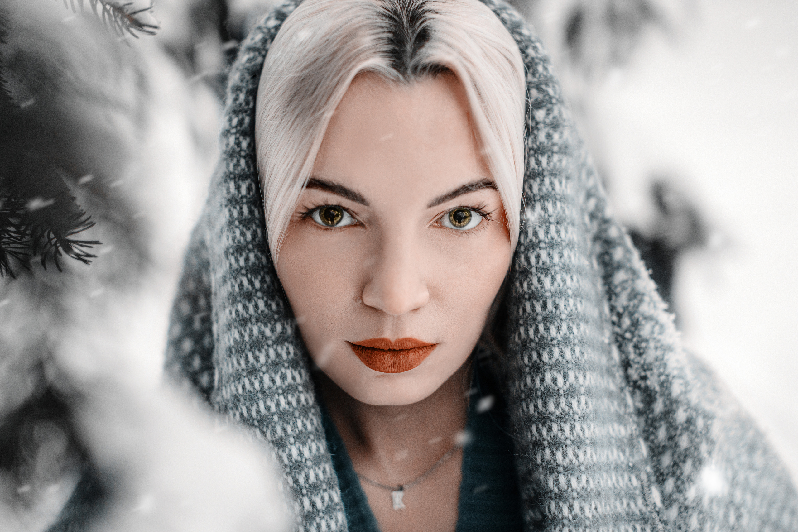 Portreti. BELLOW US FOTOGRĀFS RĪGA