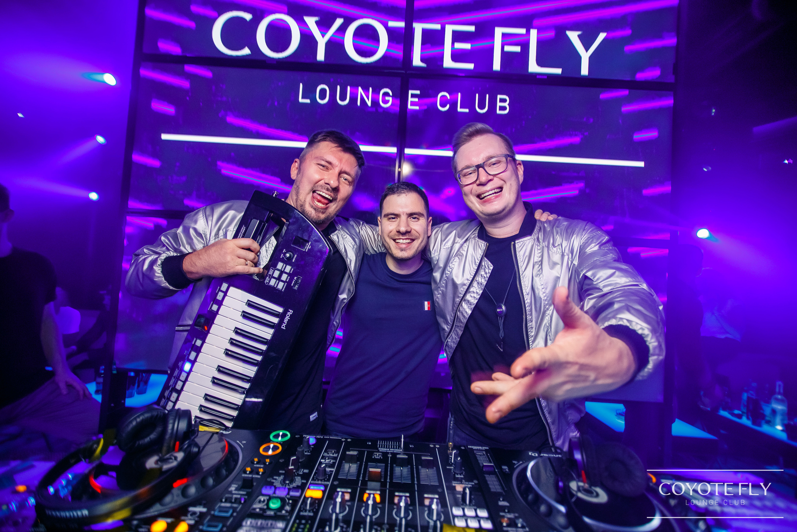 Pasākumi un naktsklubi. BELLOW US FOTOGRĀFS RĪGA