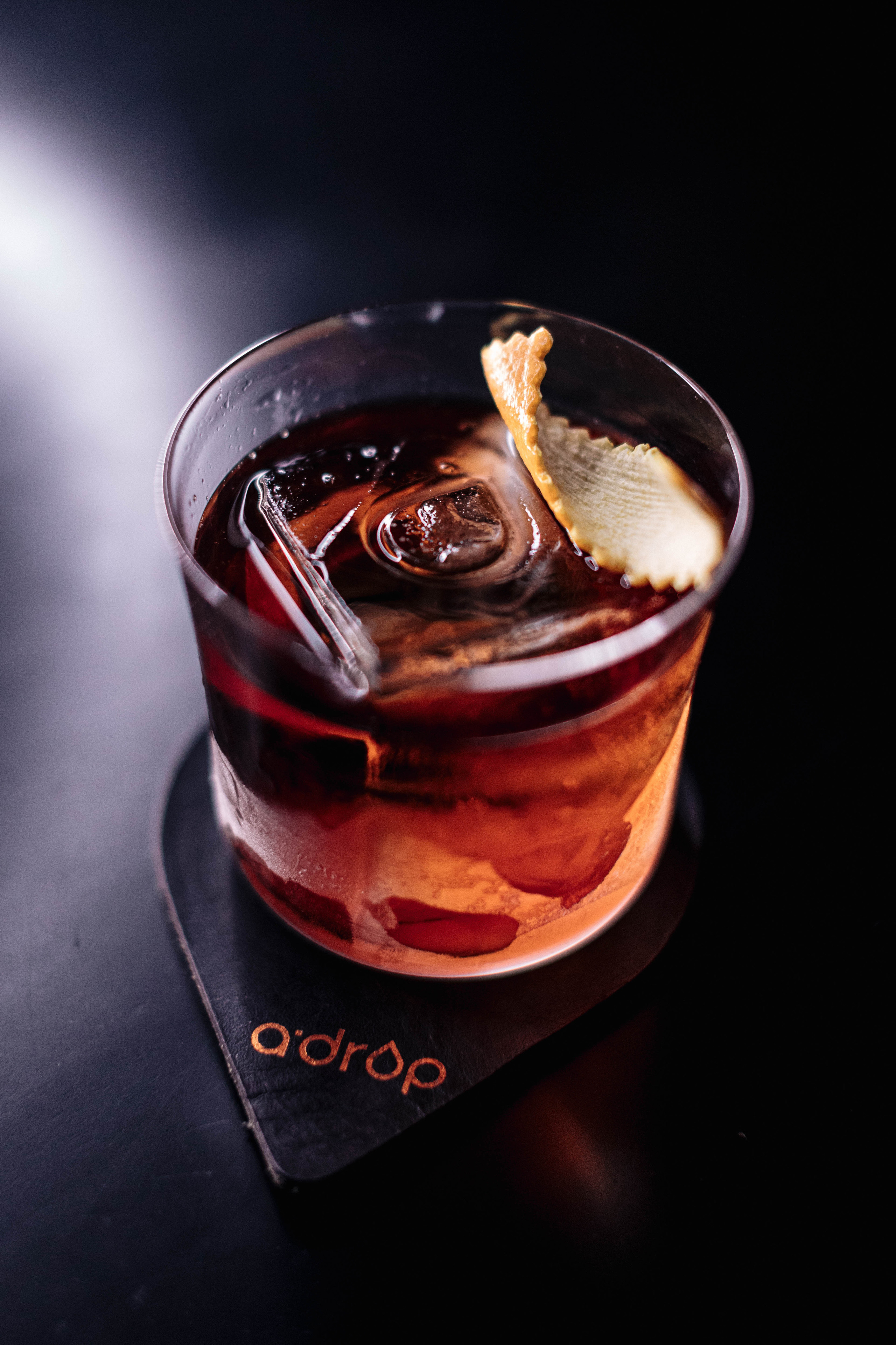 Ēdieni un dzērieni. BELLOW US FOTOGRĀFS RĪGA