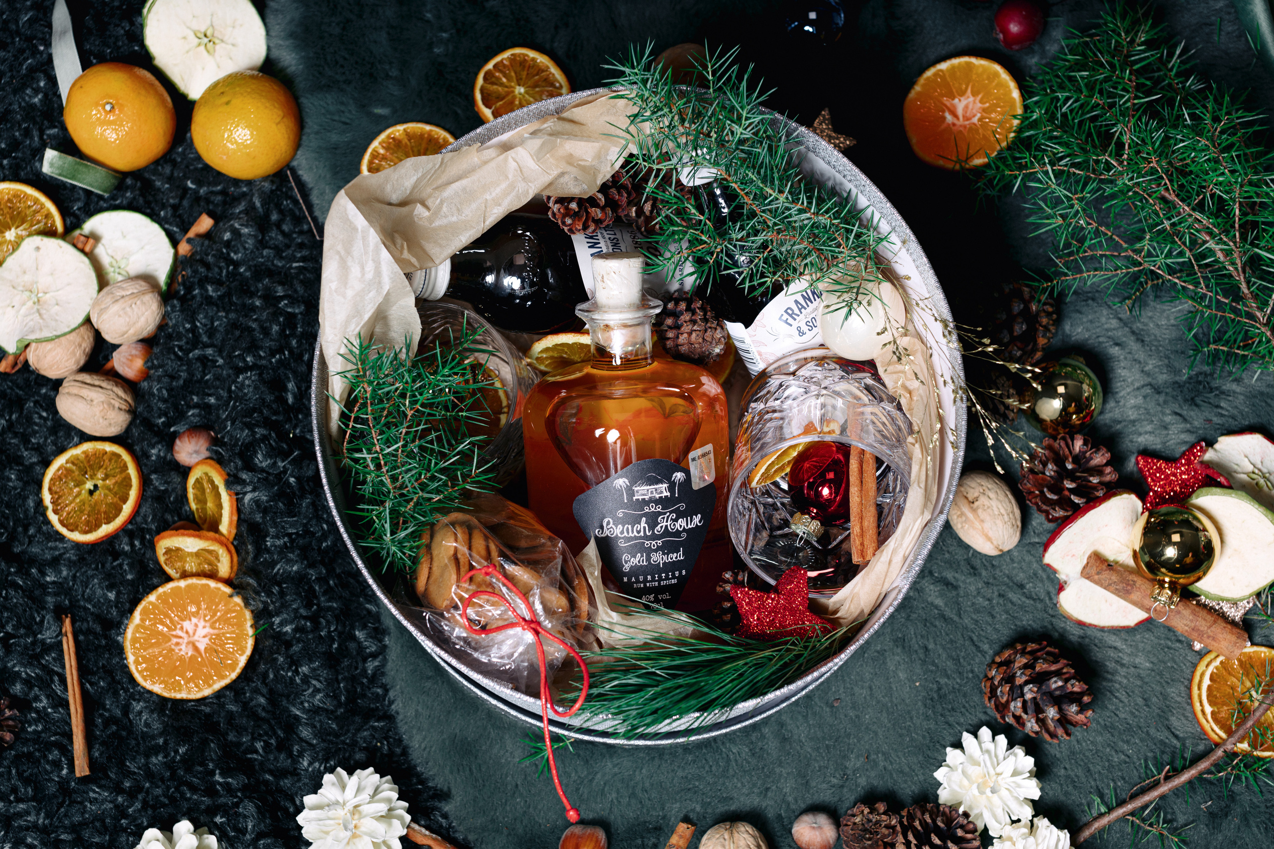 Ēdieni un dzērieni. BELLOW US FOTOGRĀFS RĪGA