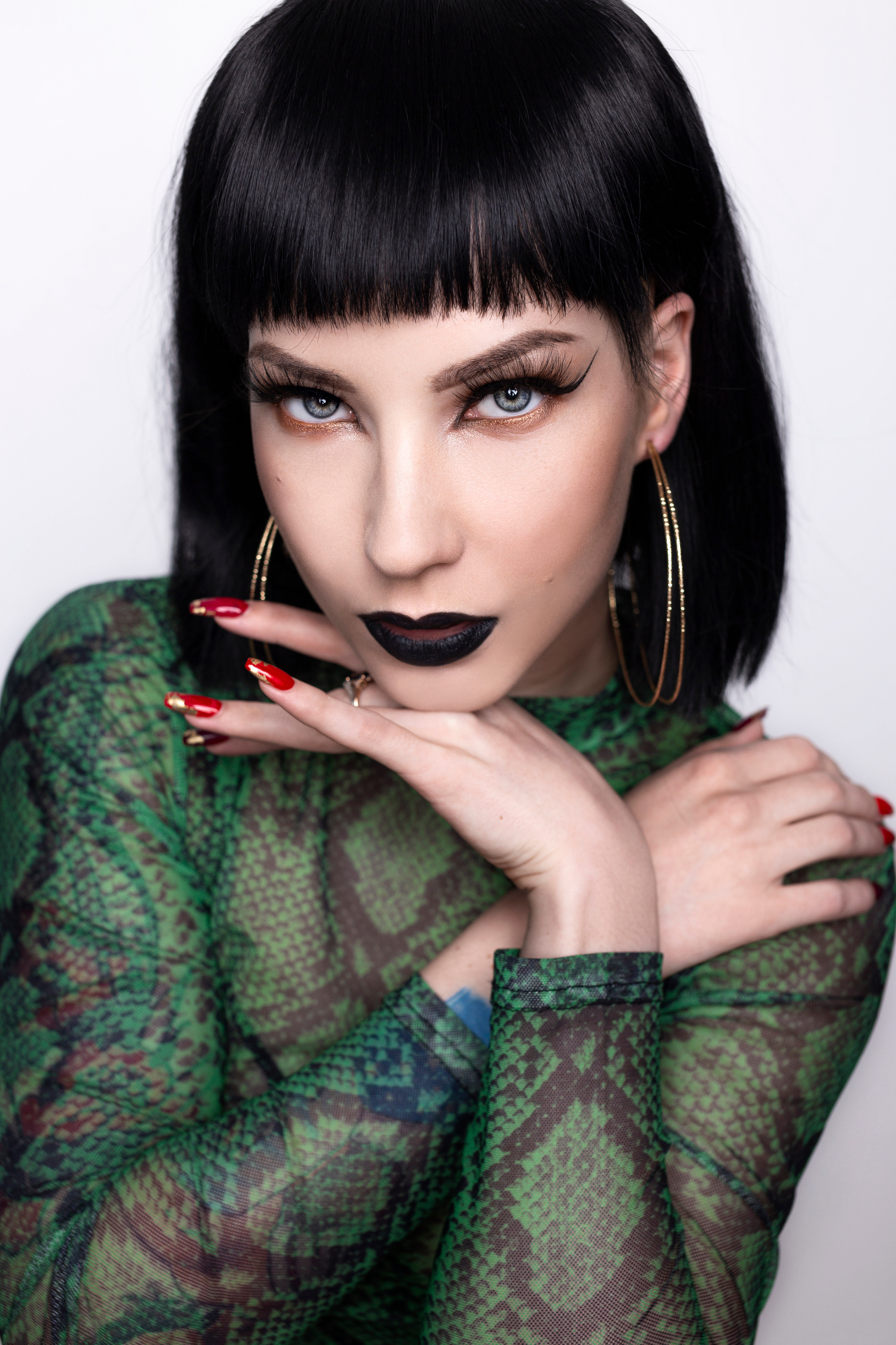 Portreti. BELLOW US FOTOGRĀFS RĪGA