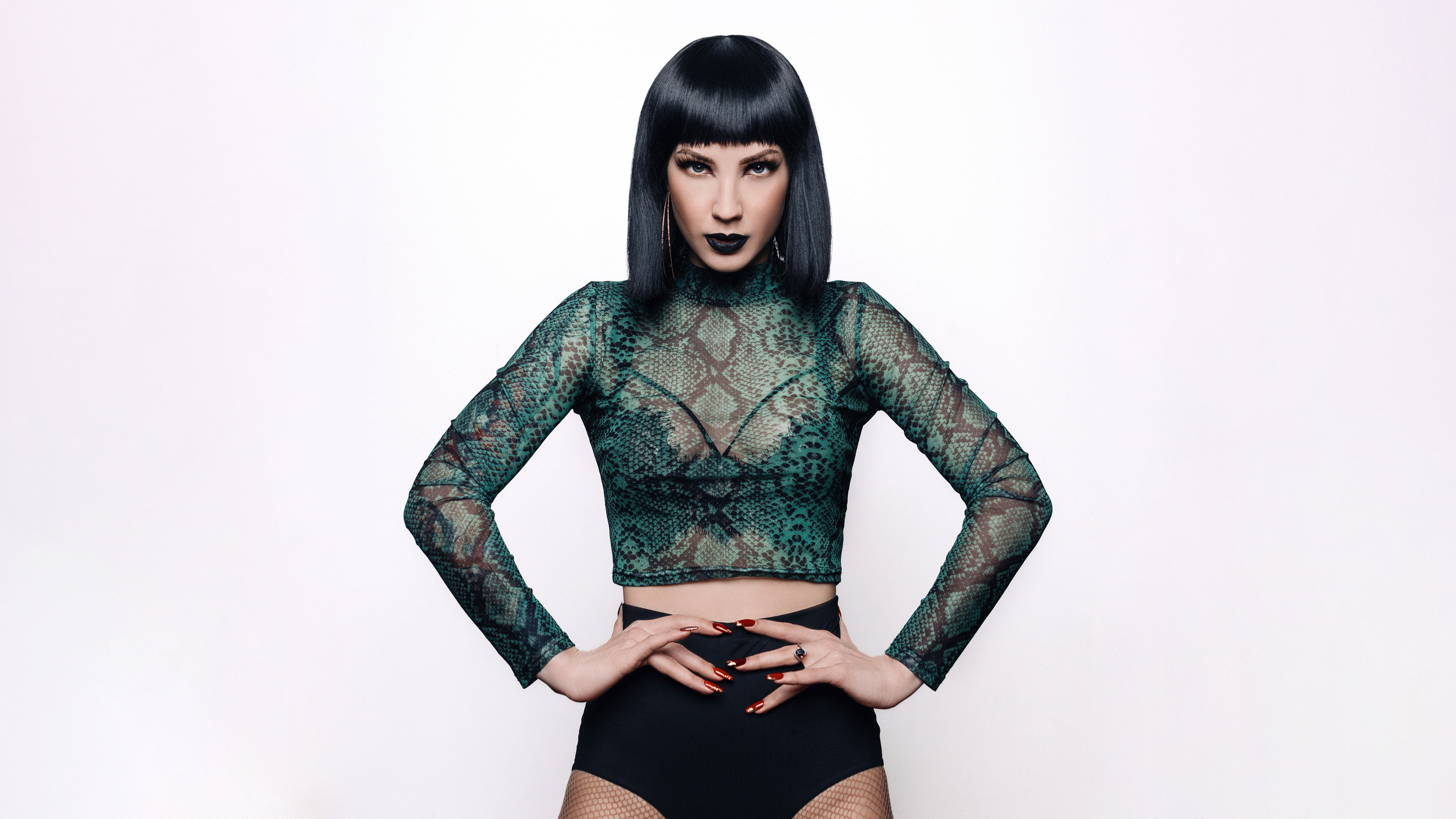 Portreti. BELLOW US FOTOGRĀFS RĪGA