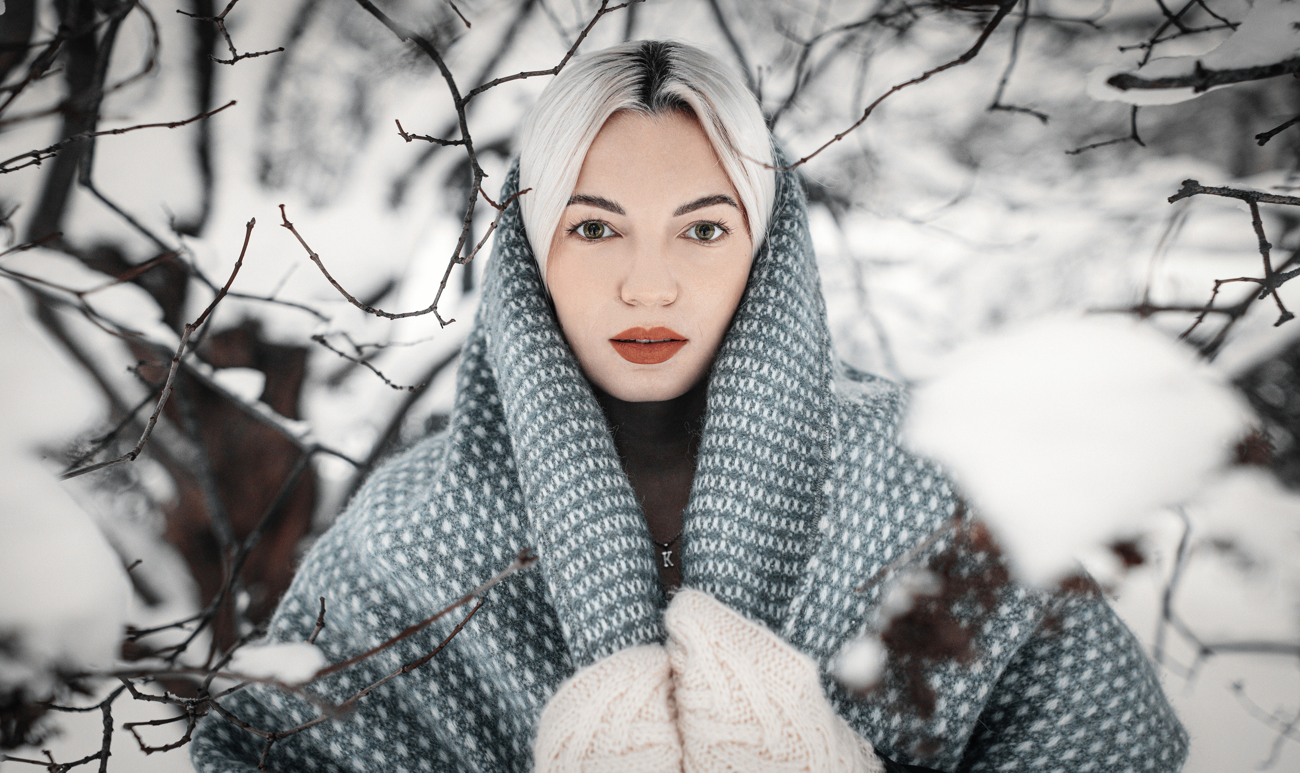 Portreti. BELLOW US FOTOGRĀFS RĪGA