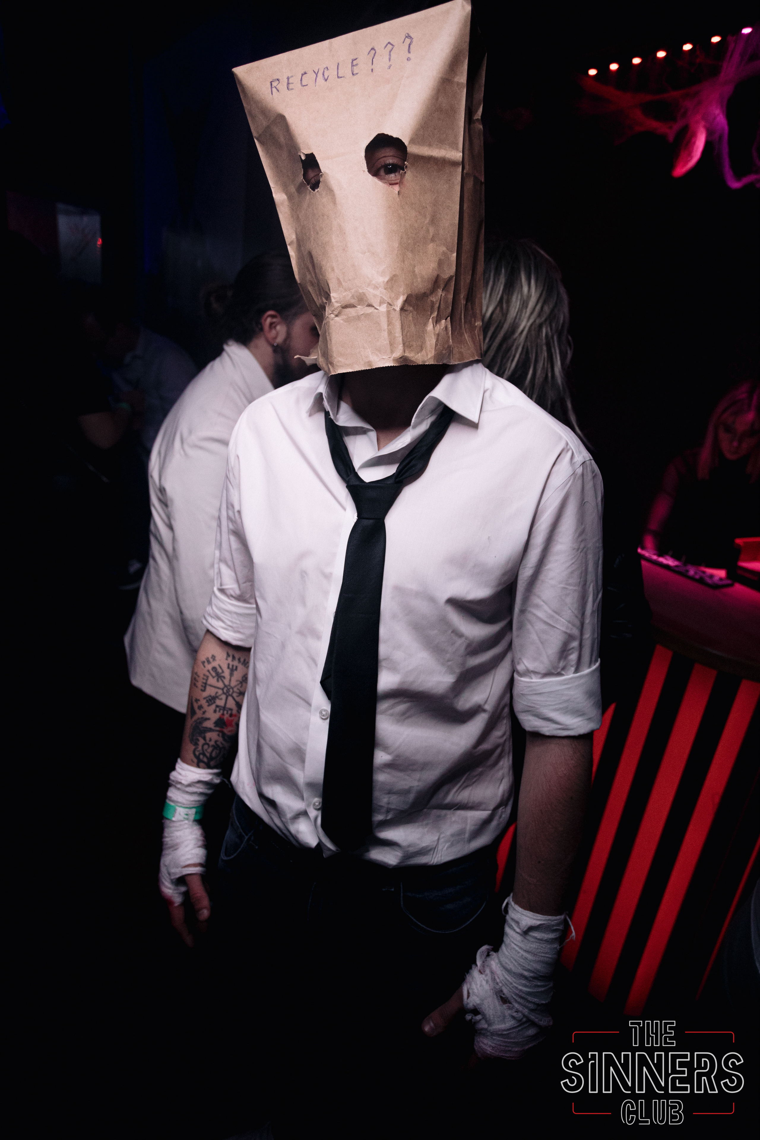 Pasākumi un naktsklubi. BELLOW US FOTOGRĀFS RĪGA