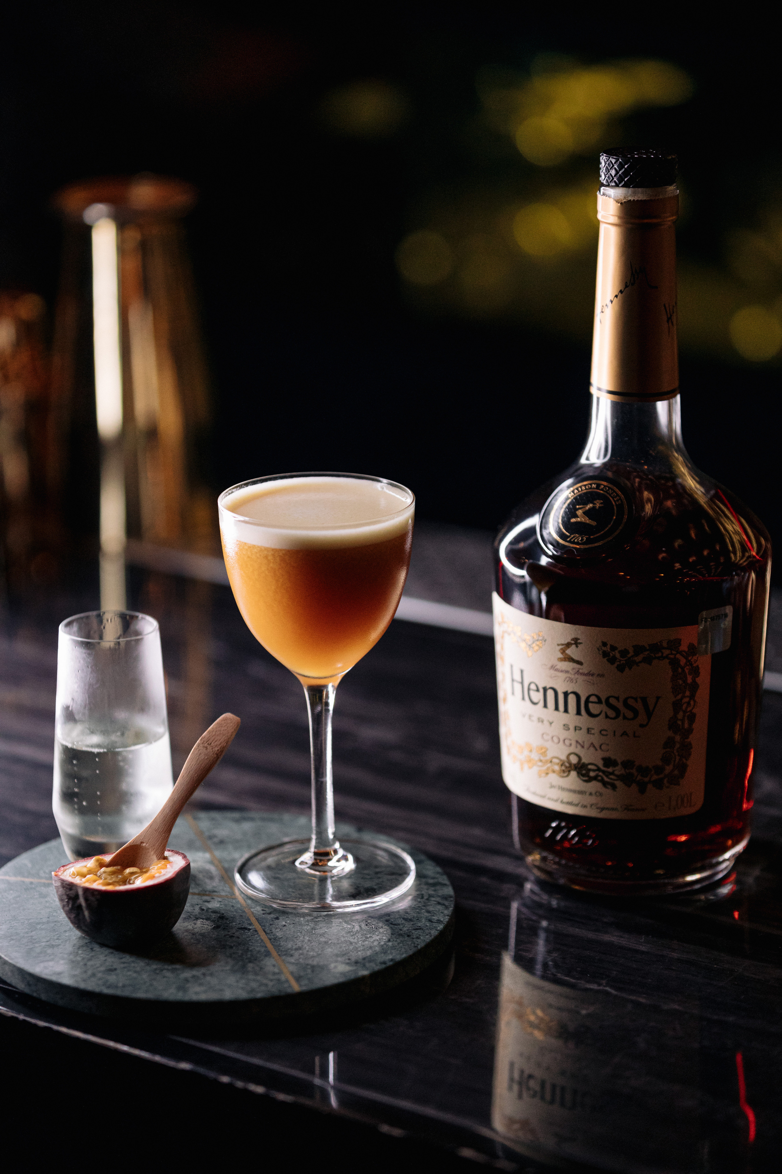 Ēdieni un dzērieni. BELLOW US FOTOGRĀFS RĪGA