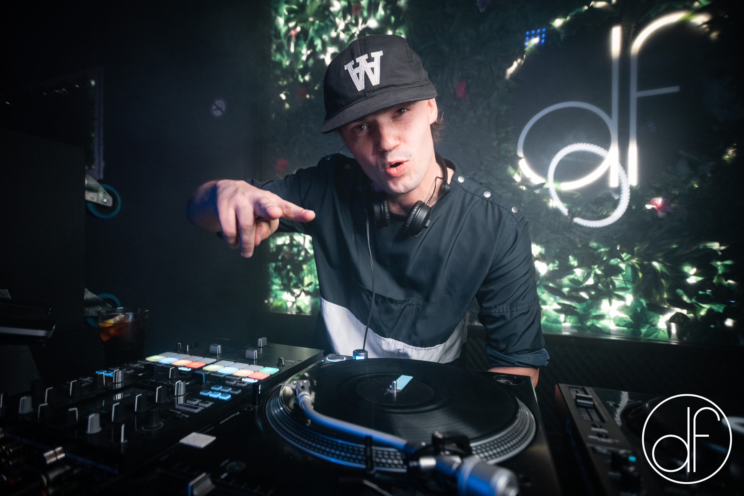 Pasākumi un naktsklubi. BELLOW US FOTOGRĀFS RĪGA