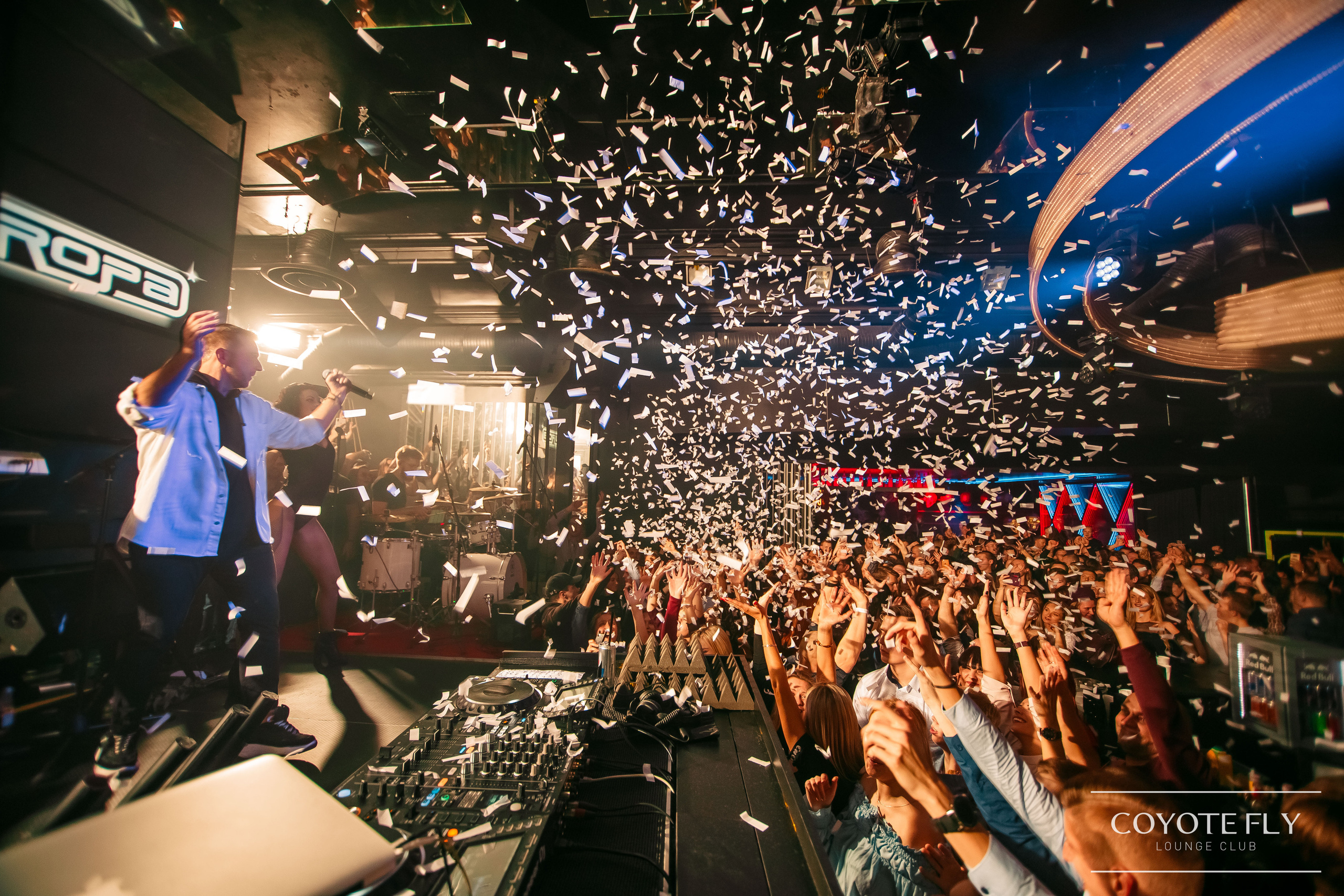 Pasākumi un naktsklubi. BELLOW US FOTOGRĀFS RĪGA