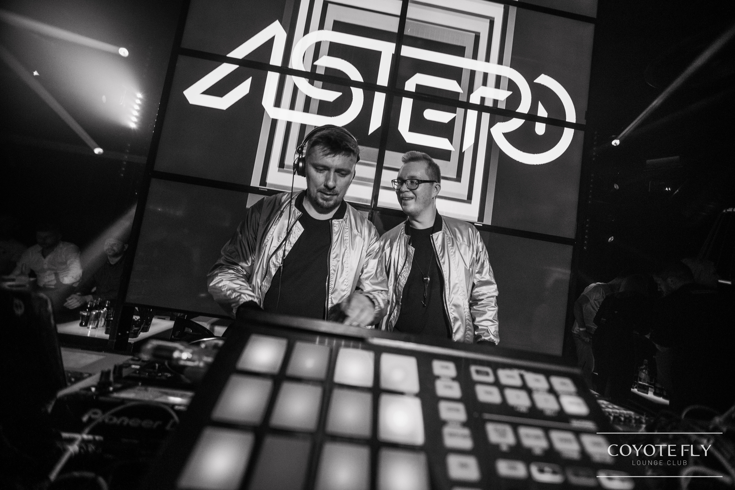 Pasākumi un naktsklubi. BELLOW US FOTOGRĀFS RĪGA