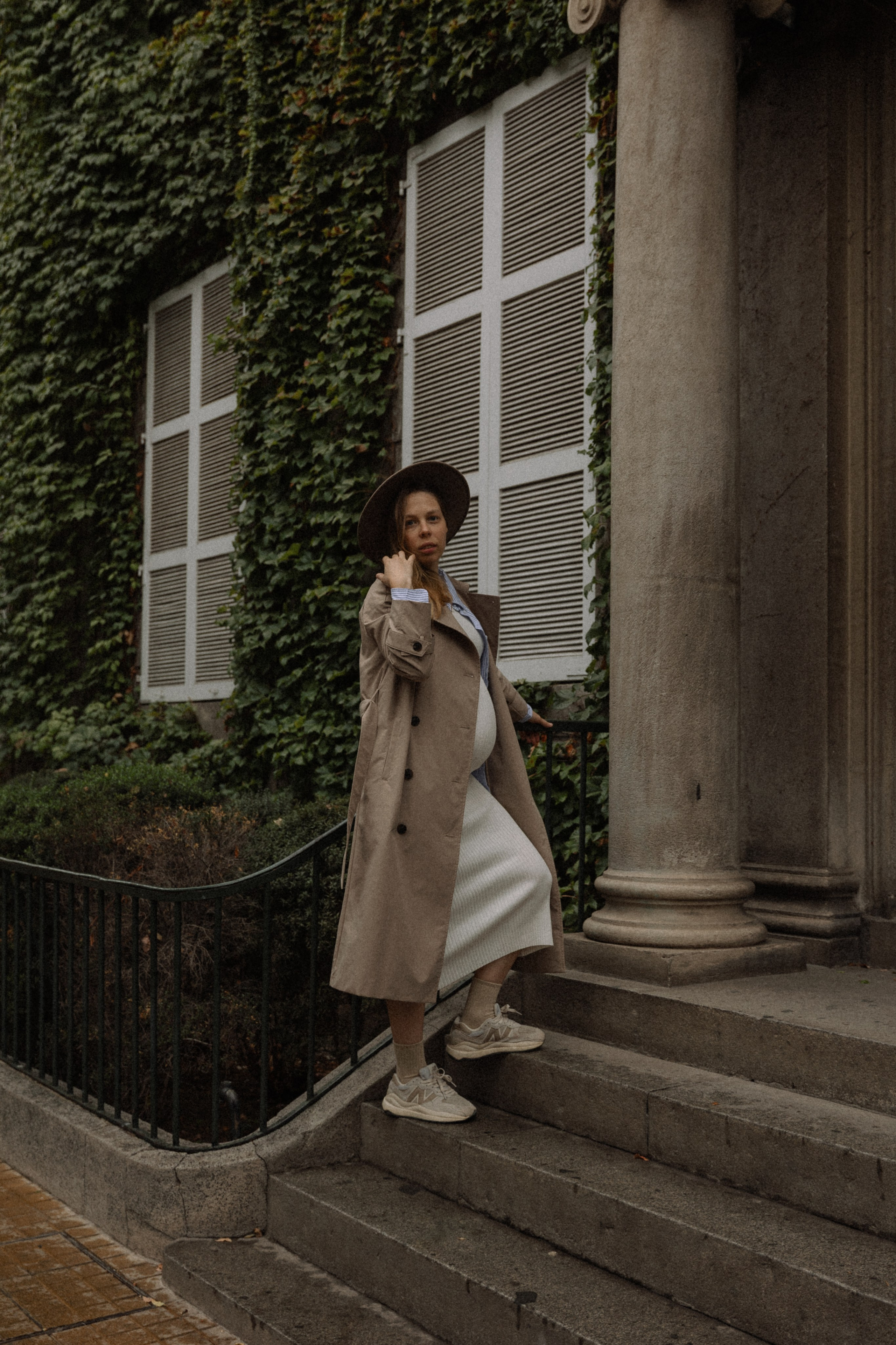 Lifestyle Maternity Photoshoot in Santiago — Natural Light & Real Emotion. Photographer in Santiago, Chile Anna Almazova