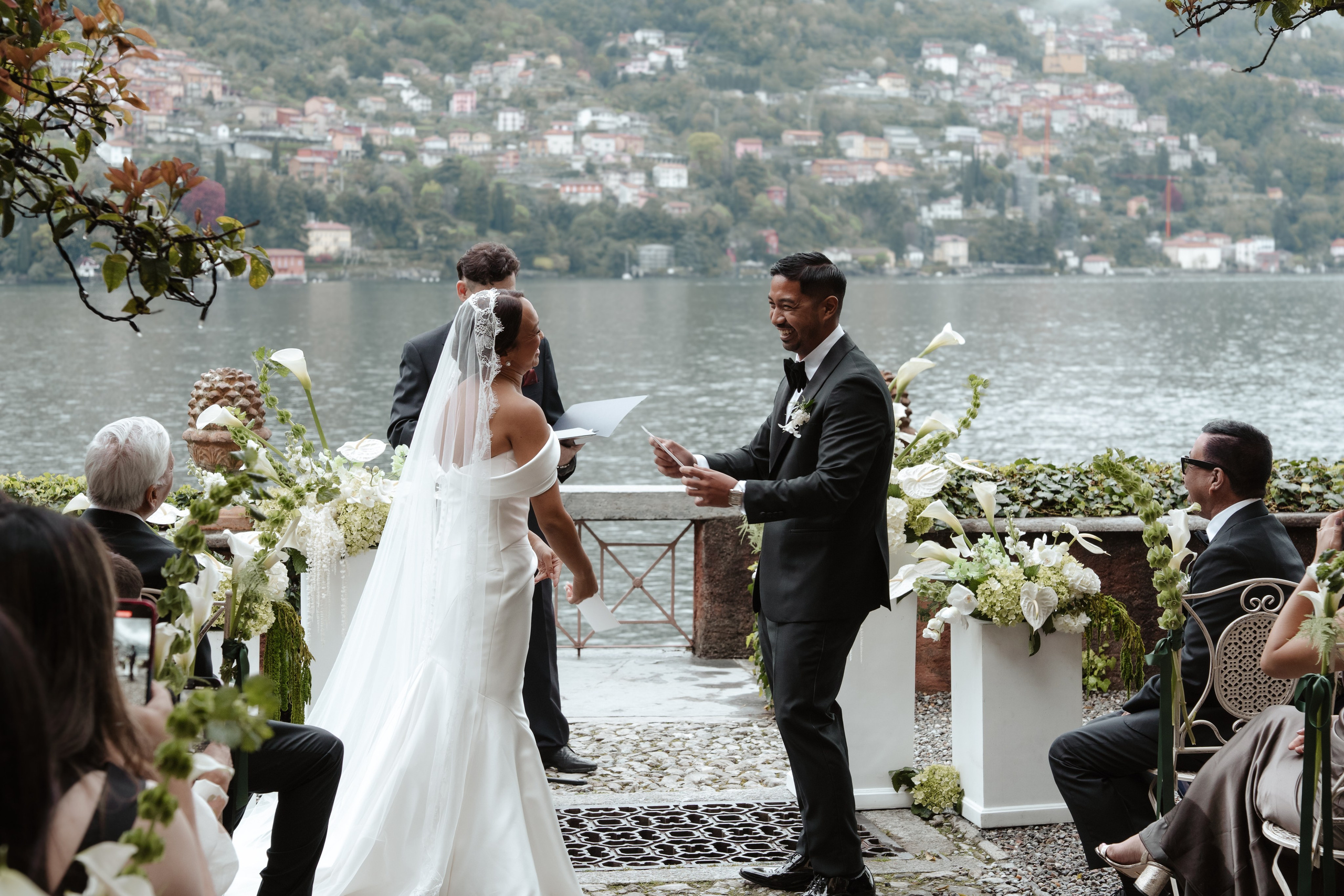 BEATRICE AND RAFAELE_LAKE COMO_Villa Regina Teodolinda. PHOTOGRAPHER IN ITALY
