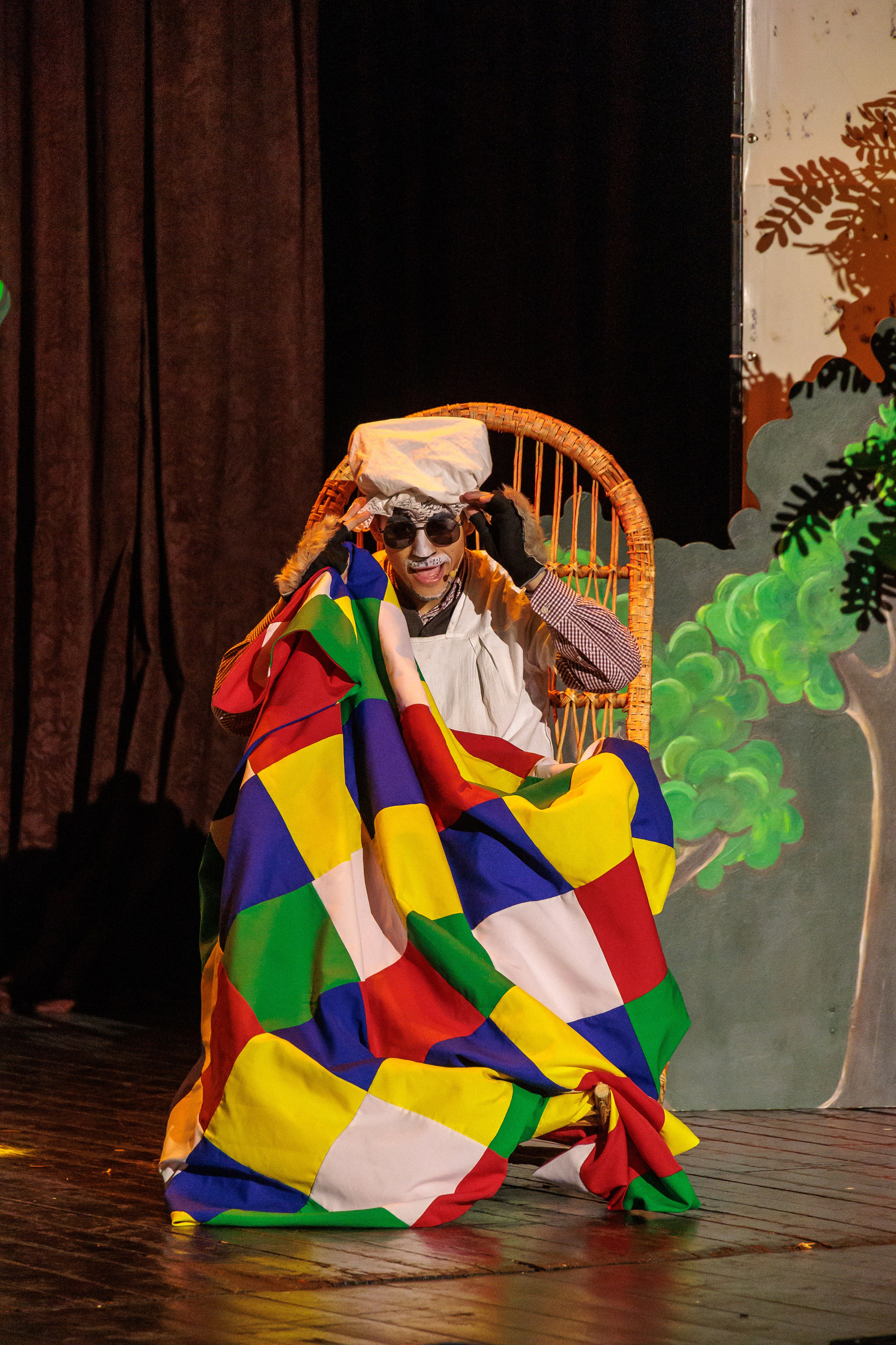 Clounella. Povestea Scufita rosie. ✔️ Фото Видео на свадьбы и крестины Молдова — Cinematic.md