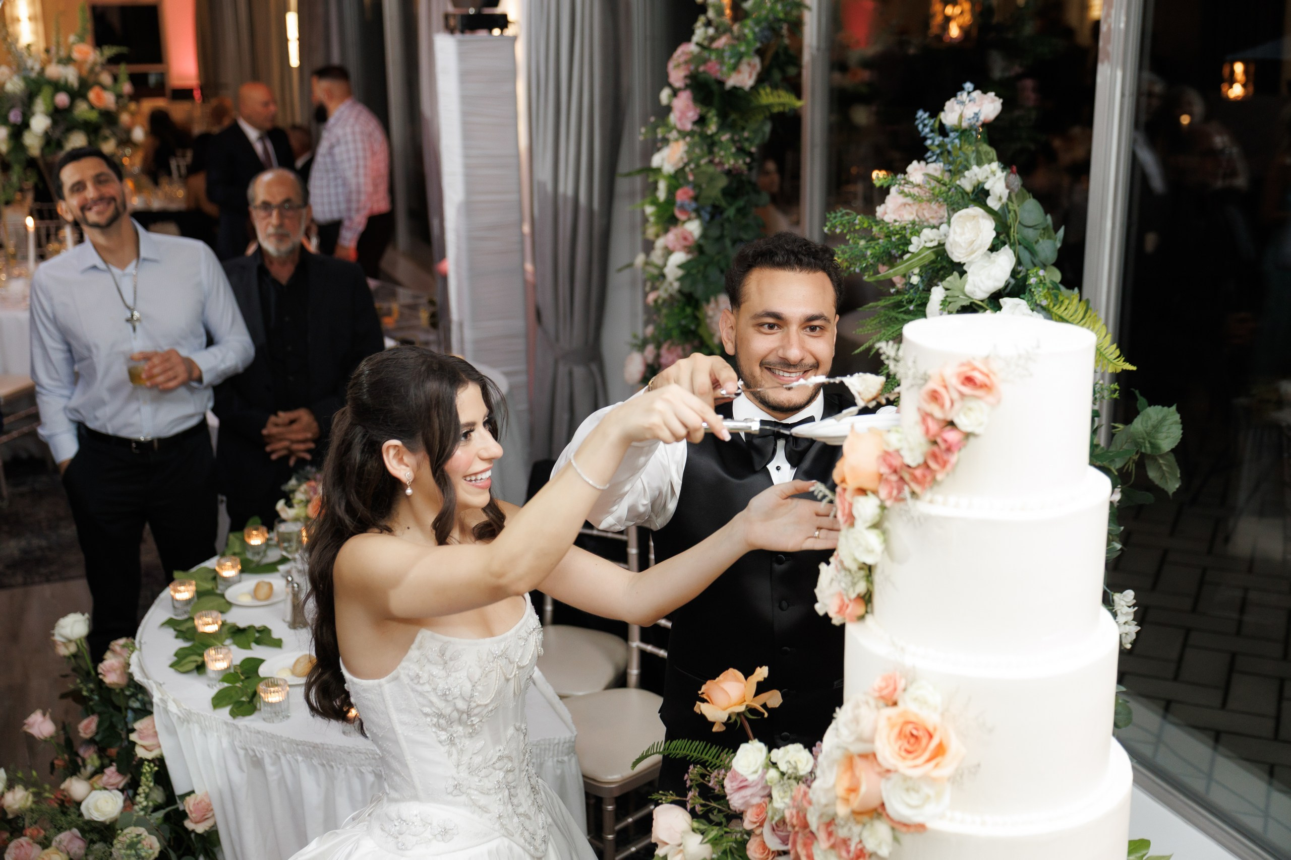 Jewel and Geovany. Wedding Photo & Video