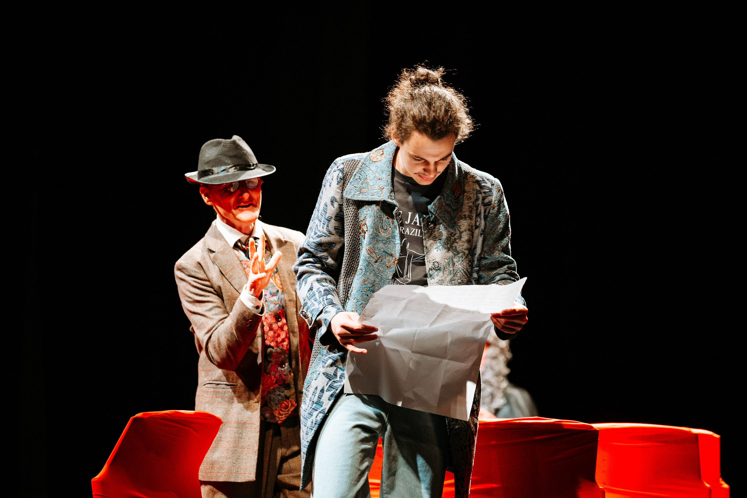 Garbo Teater „12 стульев“. Jelizaveta Gross - reportaaži- ja portreefotograaf Narvas