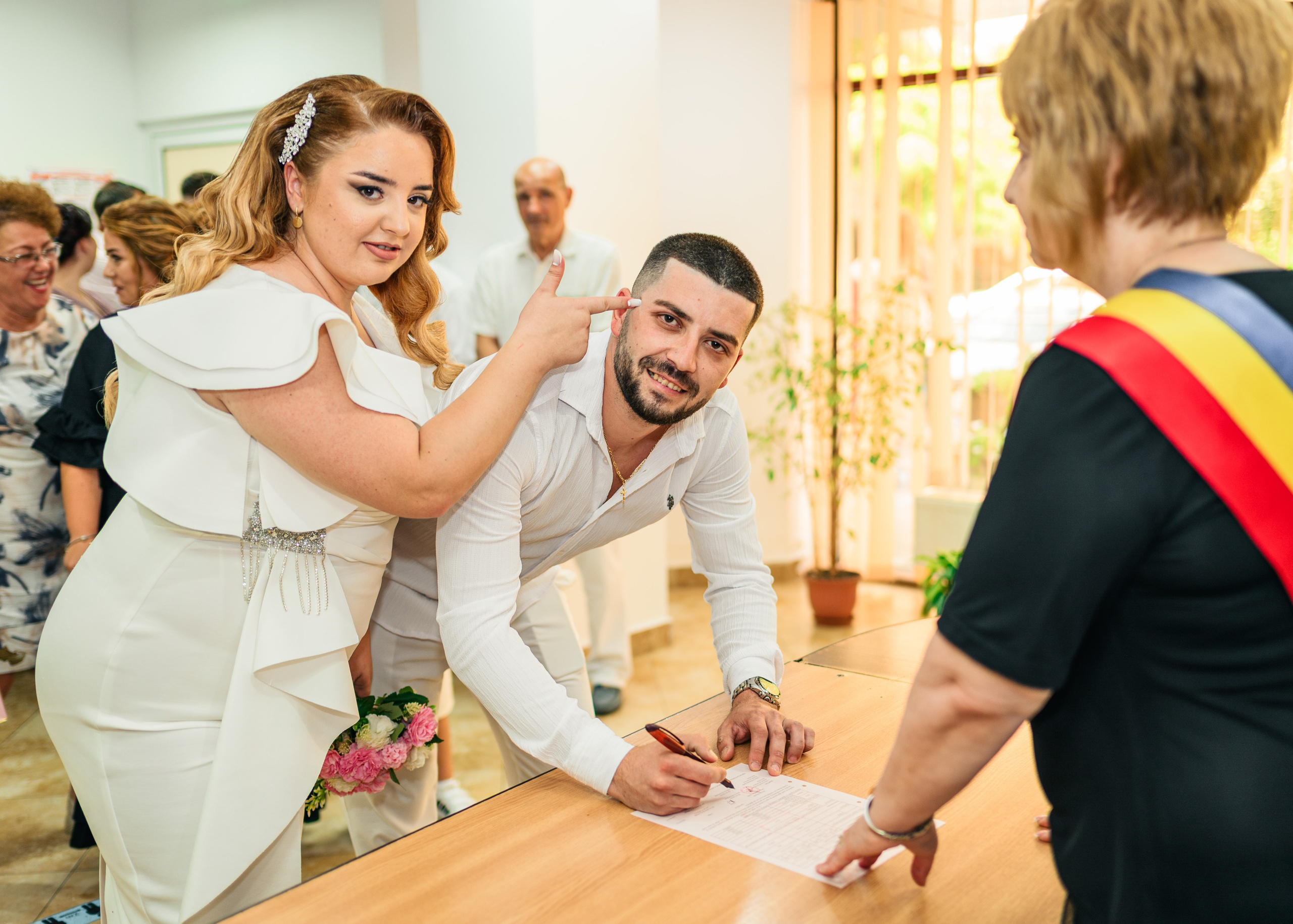 Cununie Civila — Sorin & Claudia. Fotograf de Sport, Portret, Produs, Corporate, Cultural și Evenimente în Galați | Valentin Stanciu