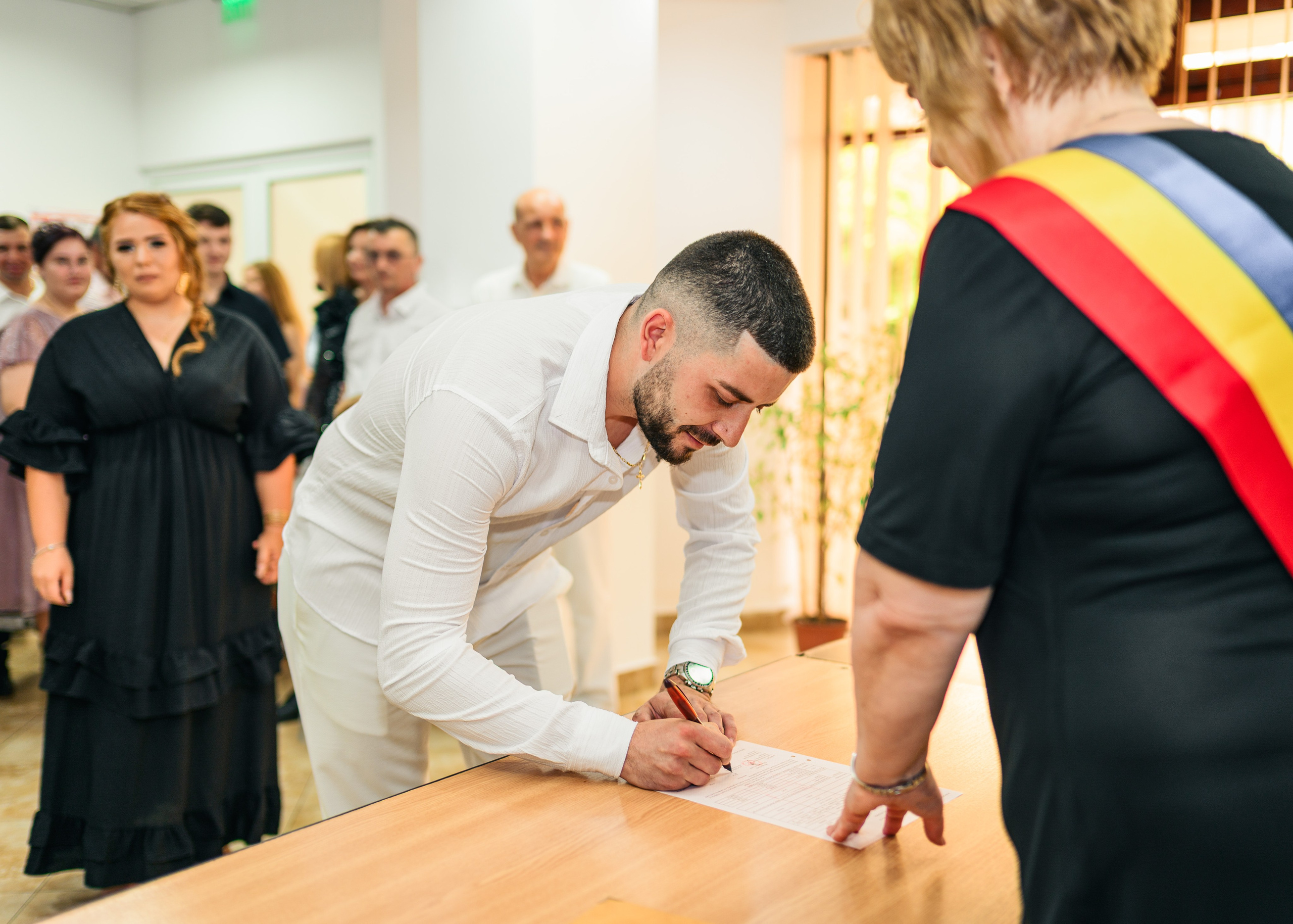 Cununie Civila — Sorin & Claudia. Fotograf de Sport, Portret, Produs, Corporate, Cultural și Evenimente în Galați | Valentin Stanciu