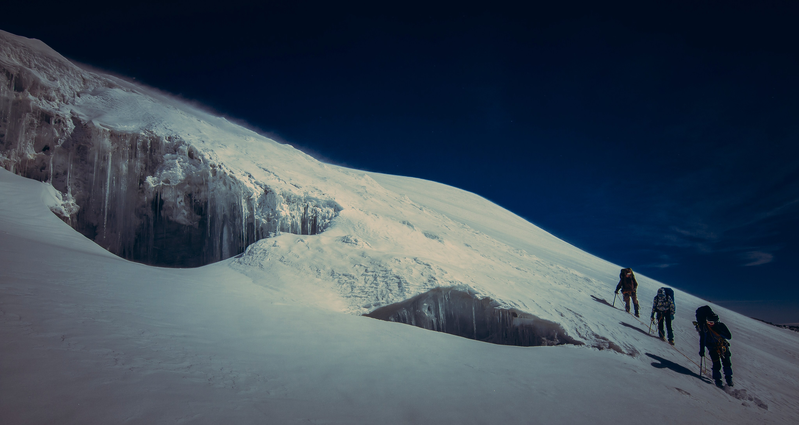 Expeditions. Vitalii Krepak — Gonzo Fotografie