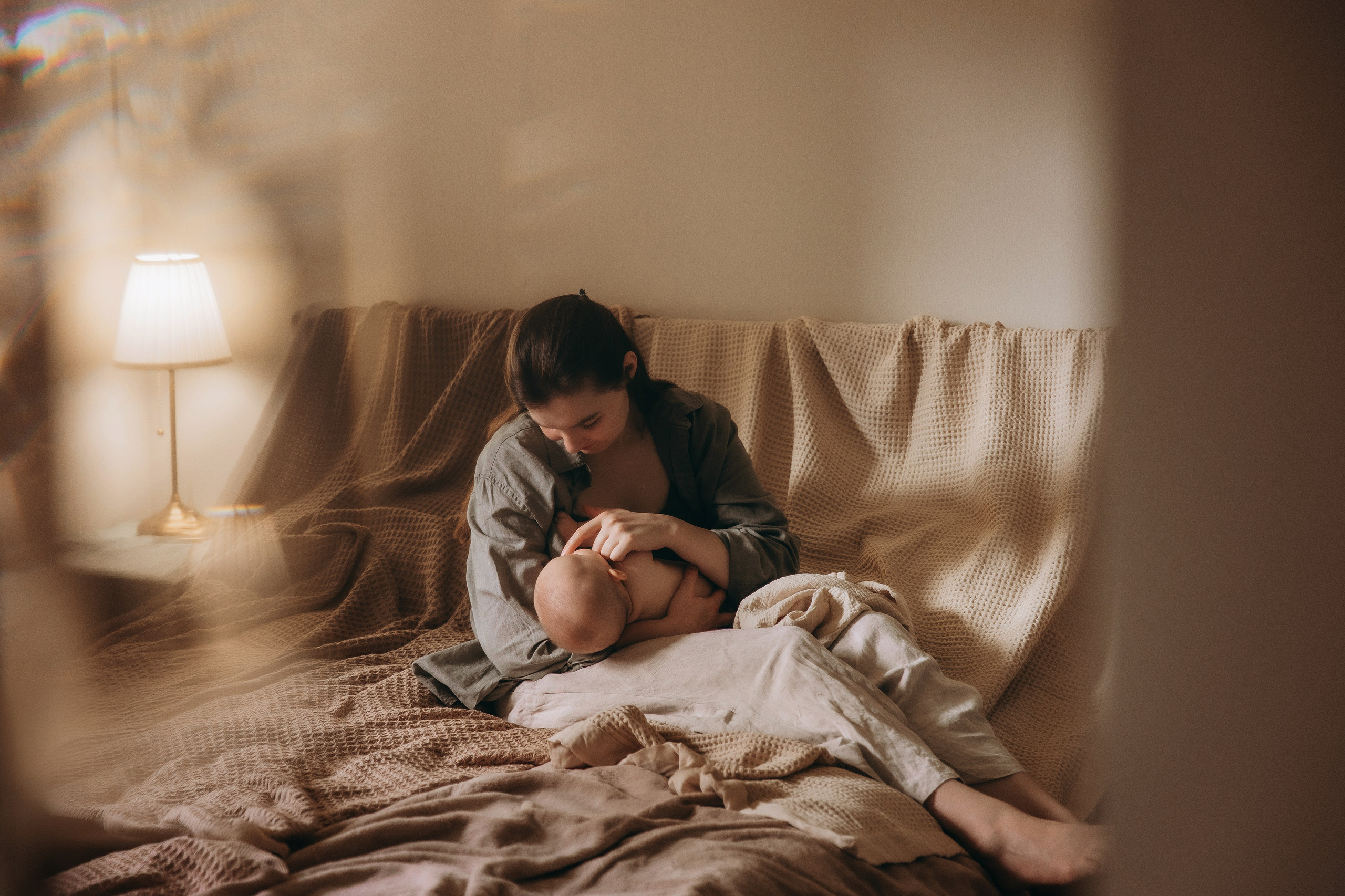 Baby Lifestyle Session. Family and children’s photographer in Chicago