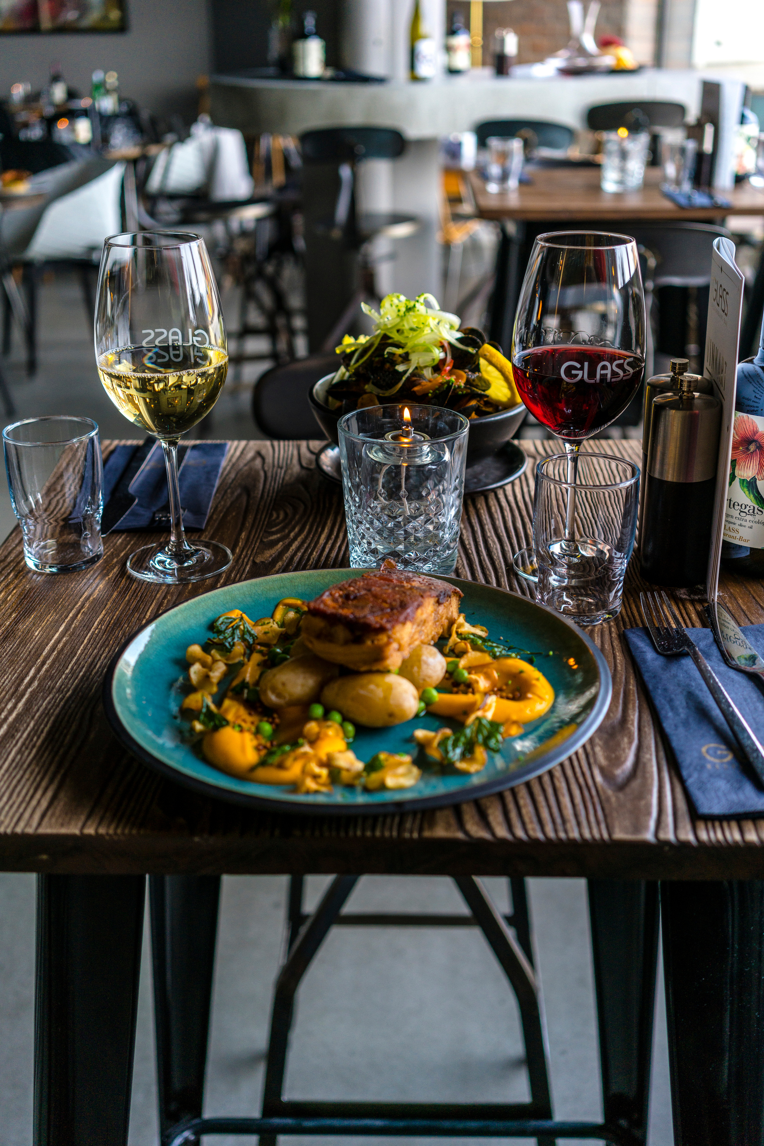 Glass. Bryllupsfotograf, videograf, Norge. Wedding photography, Norway