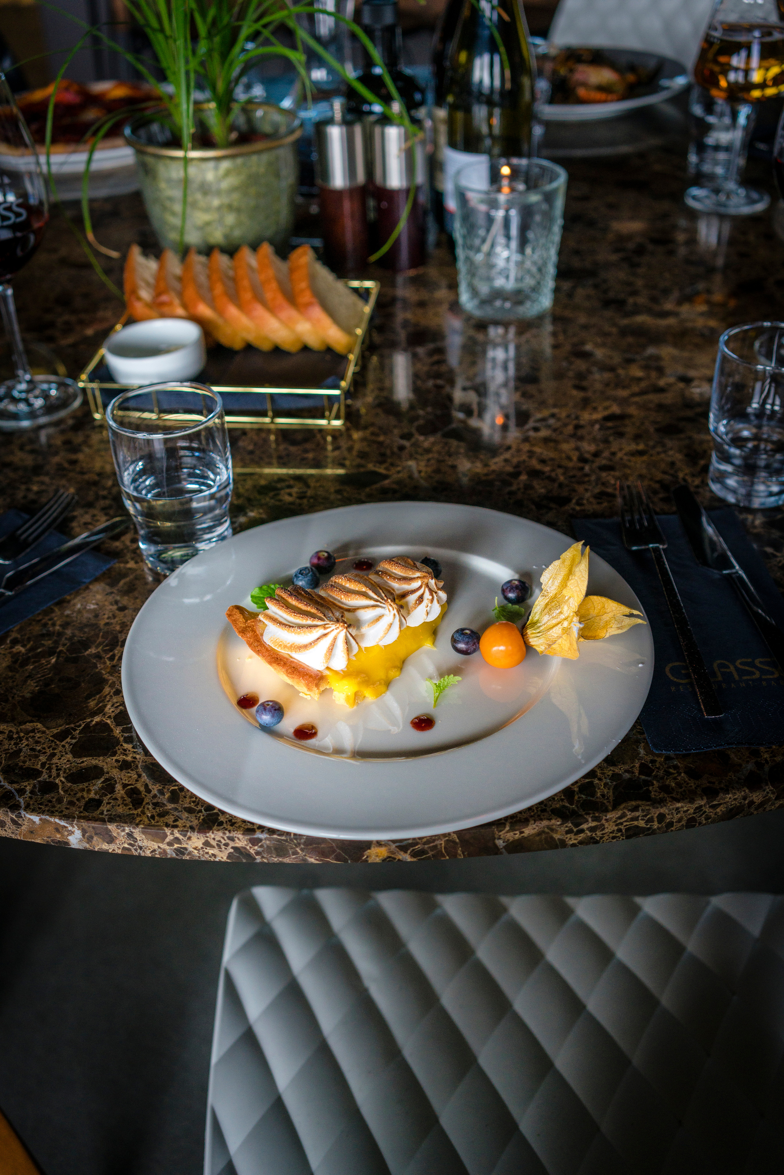 Glass. Bryllupsfotograf, videograf, Norge. Wedding photography, Norway