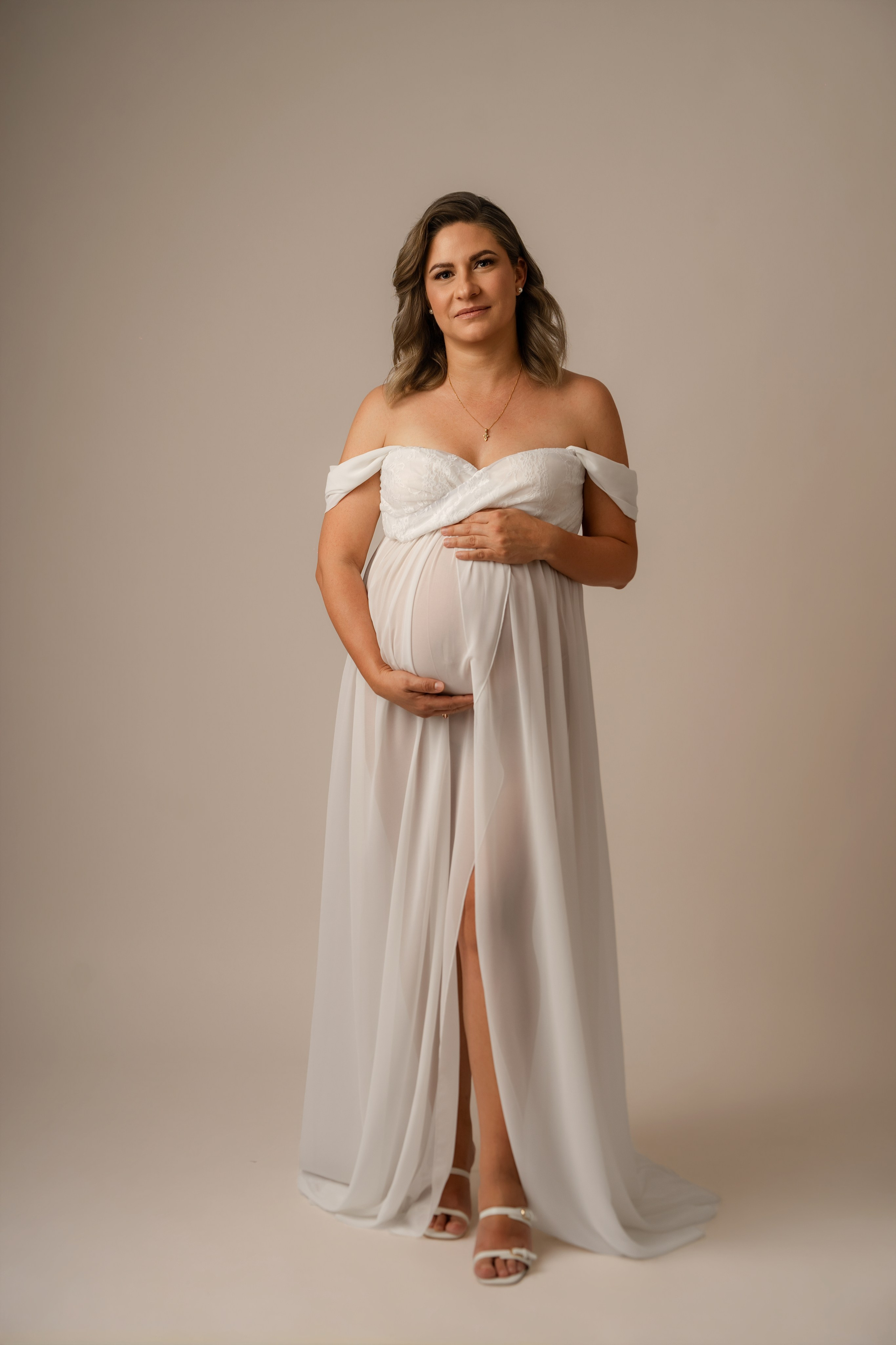 Photographe grossesse Paris, Pregnancy photographer Paris. Photographer in Paris
