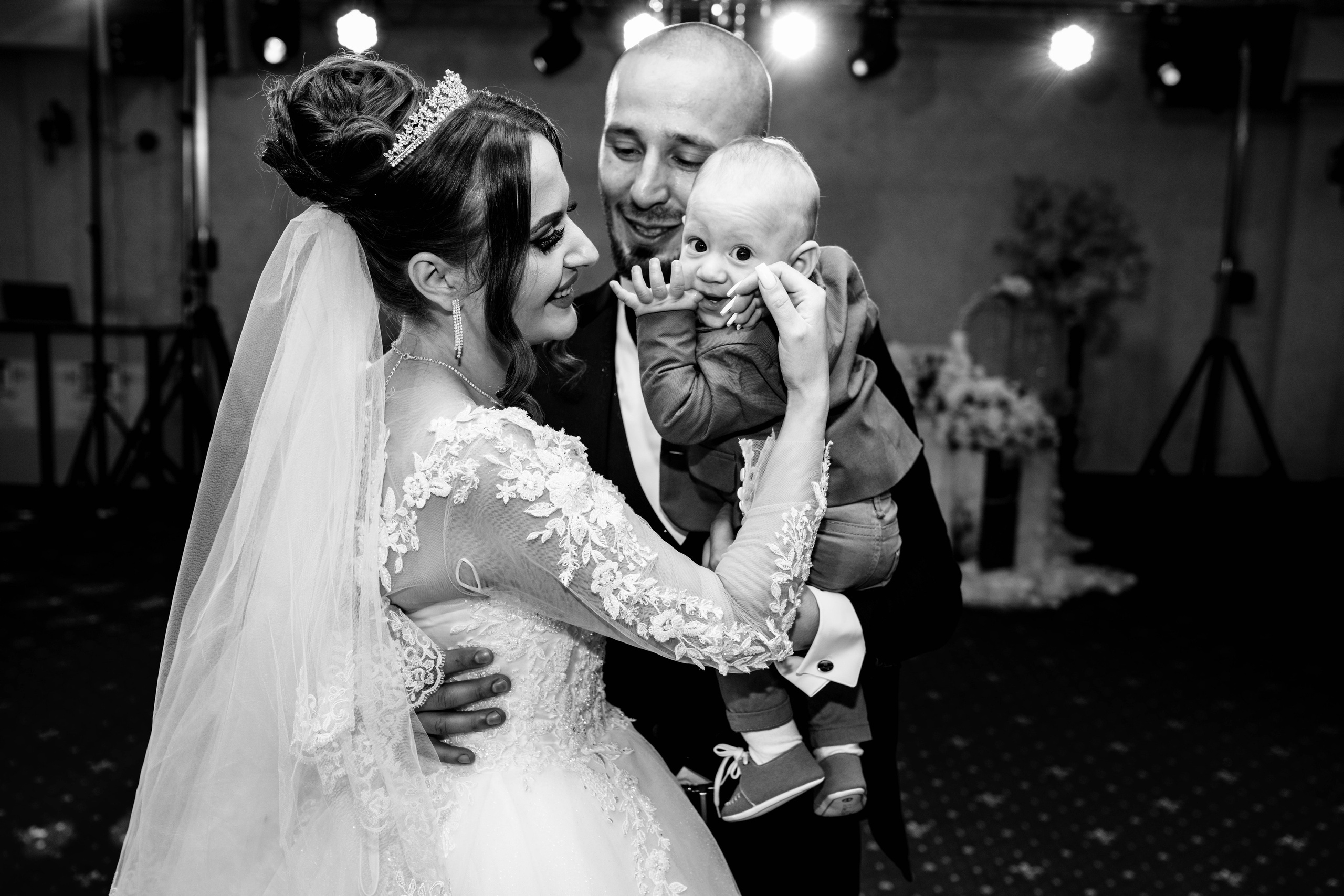 Ionela & Alex. Acasă