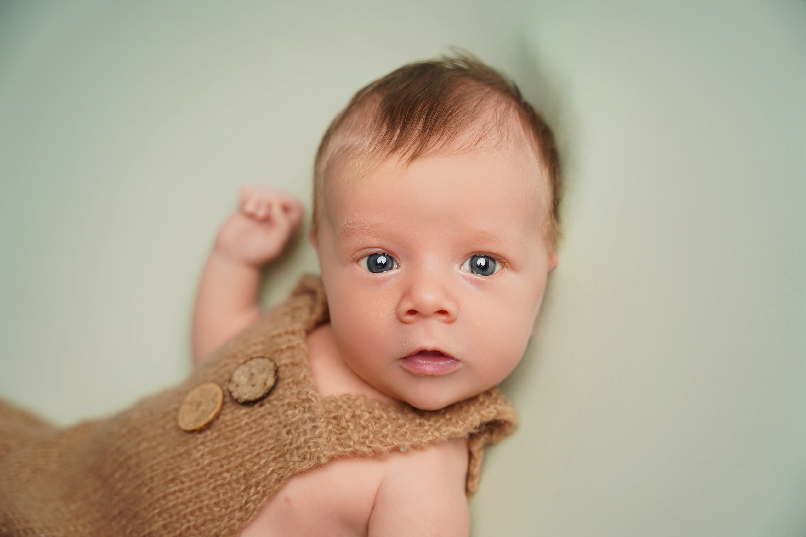 Leano & Familie. Neugeborenenfotografin und Retoucher in Augsburg Nastassia Schneider