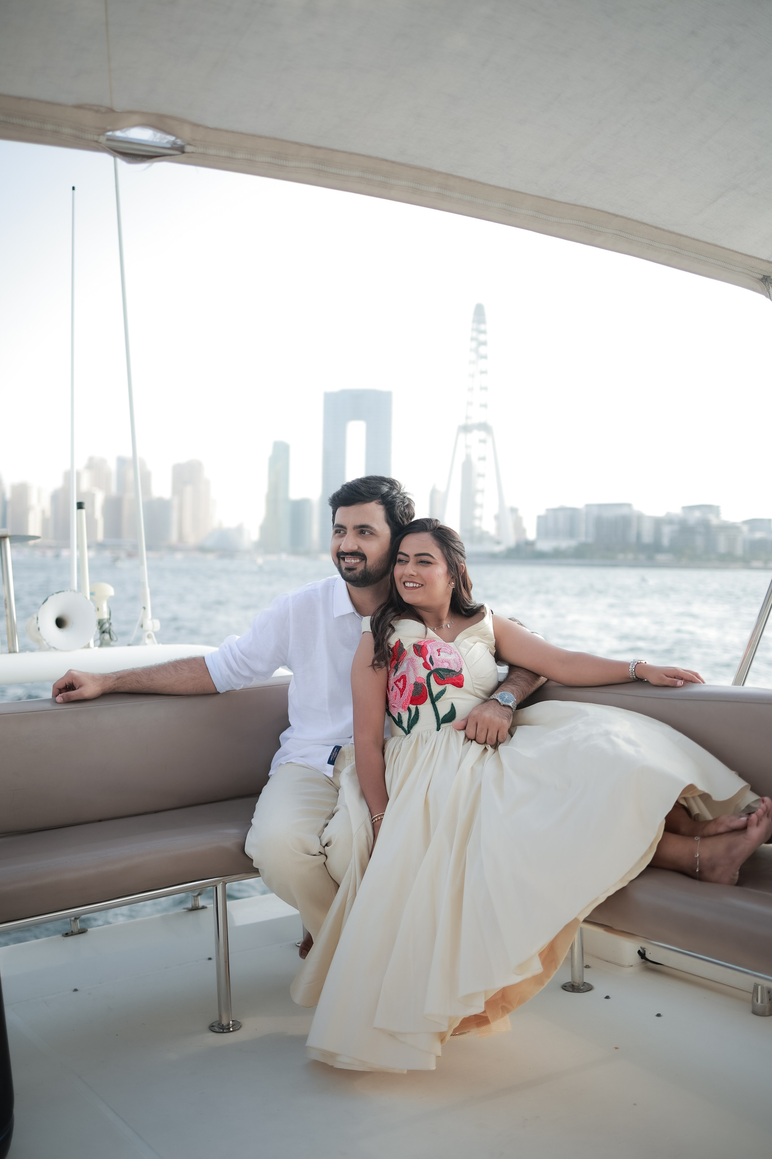 COUPLE SESSIONS. Love Emotions Weddings