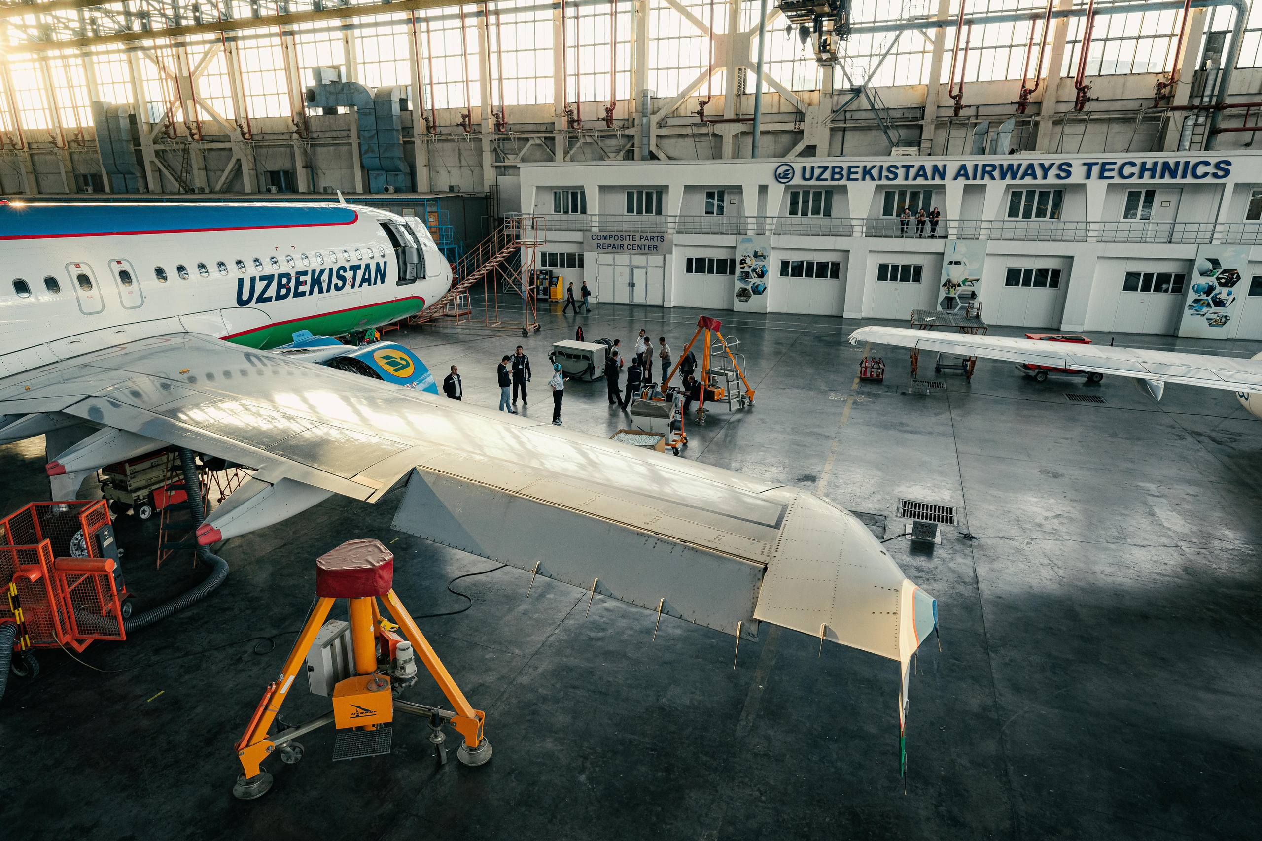 Uzbekistan Airways Technics. Георгий Намазов | Фотограф в Ташкенте