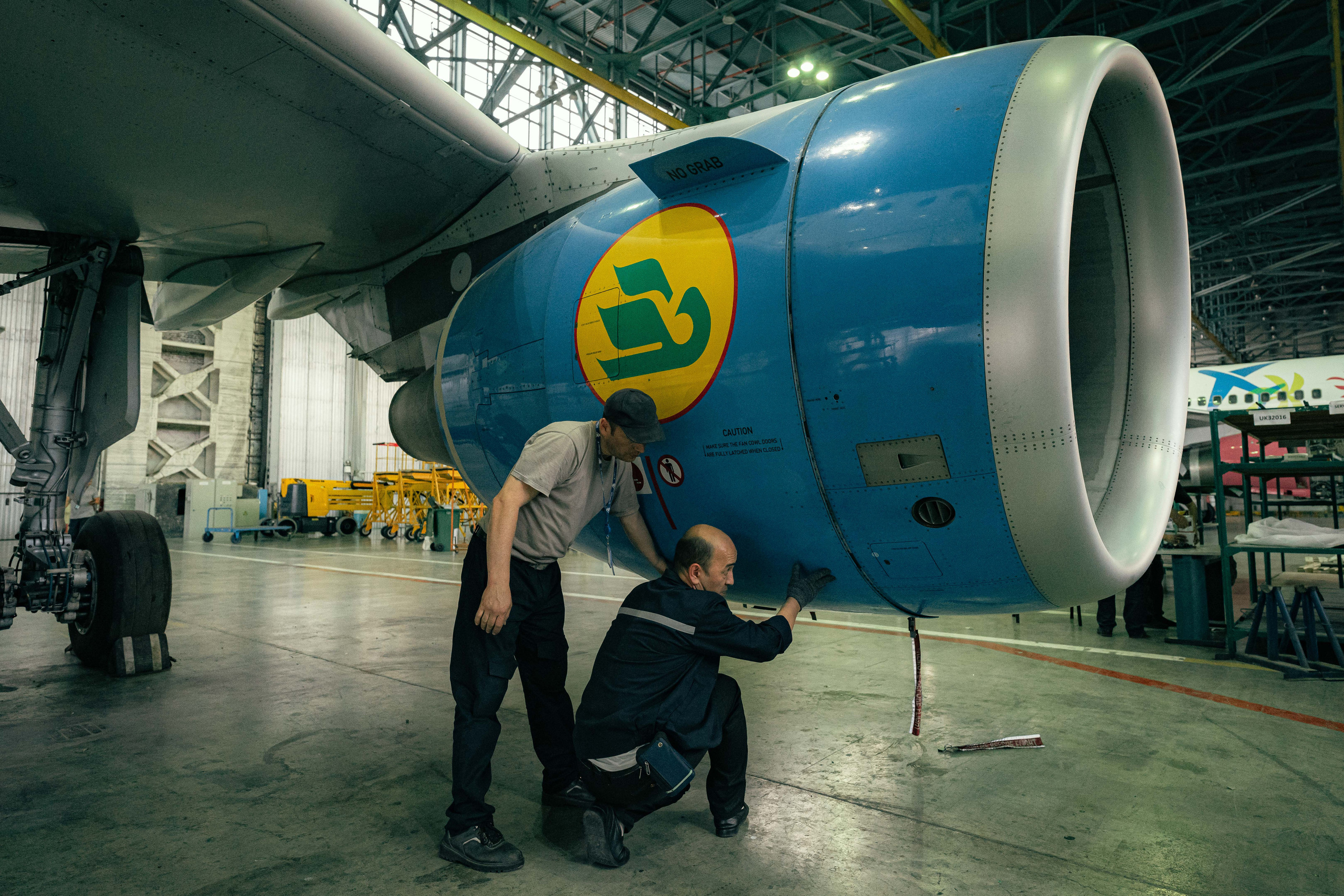 Uzbekistan Airways Technics. Георгий Намазов | Фотограф в Ташкенте
