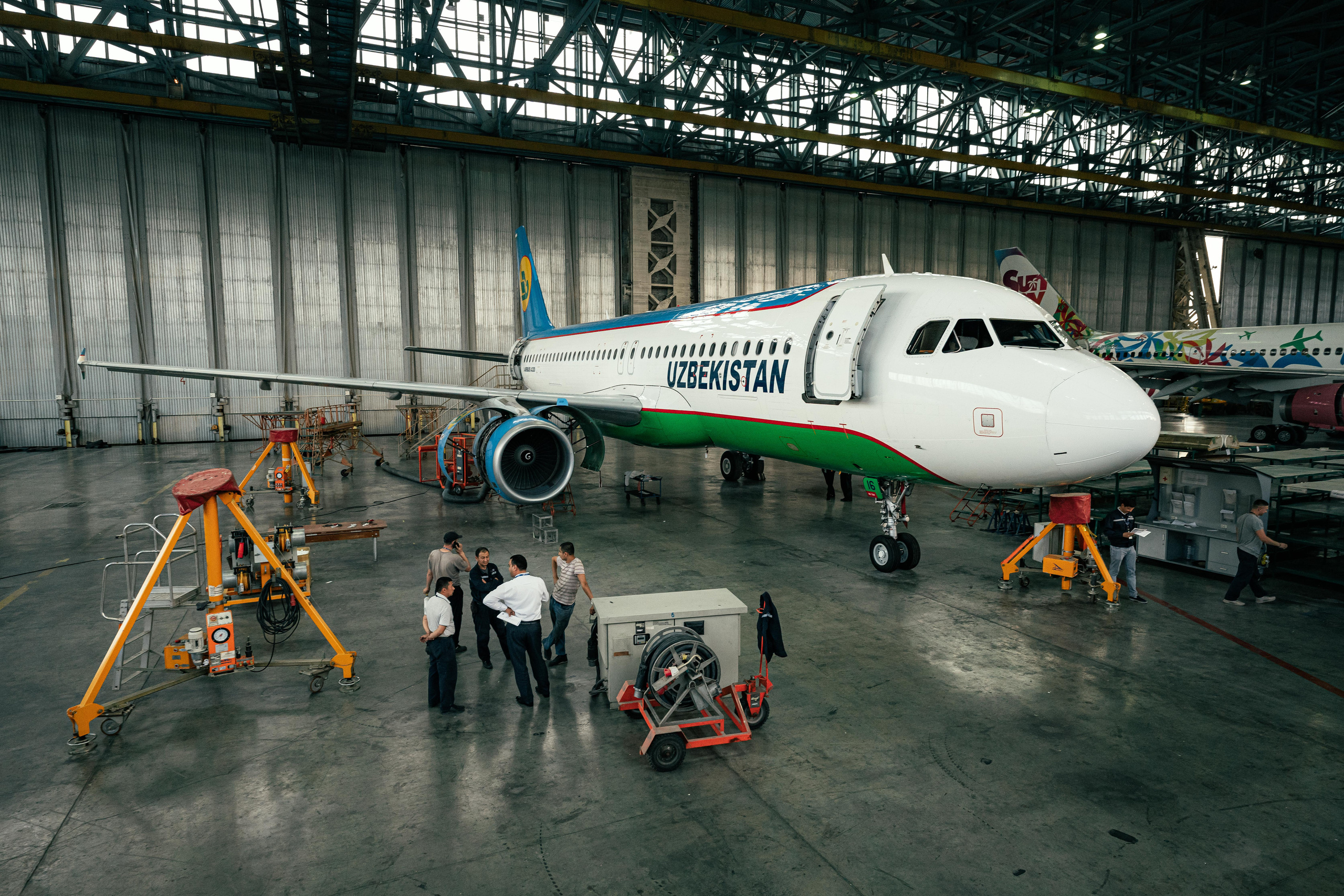 Uzbekistan Airways Technics. Георгий Намазов | Фотограф в Ташкенте