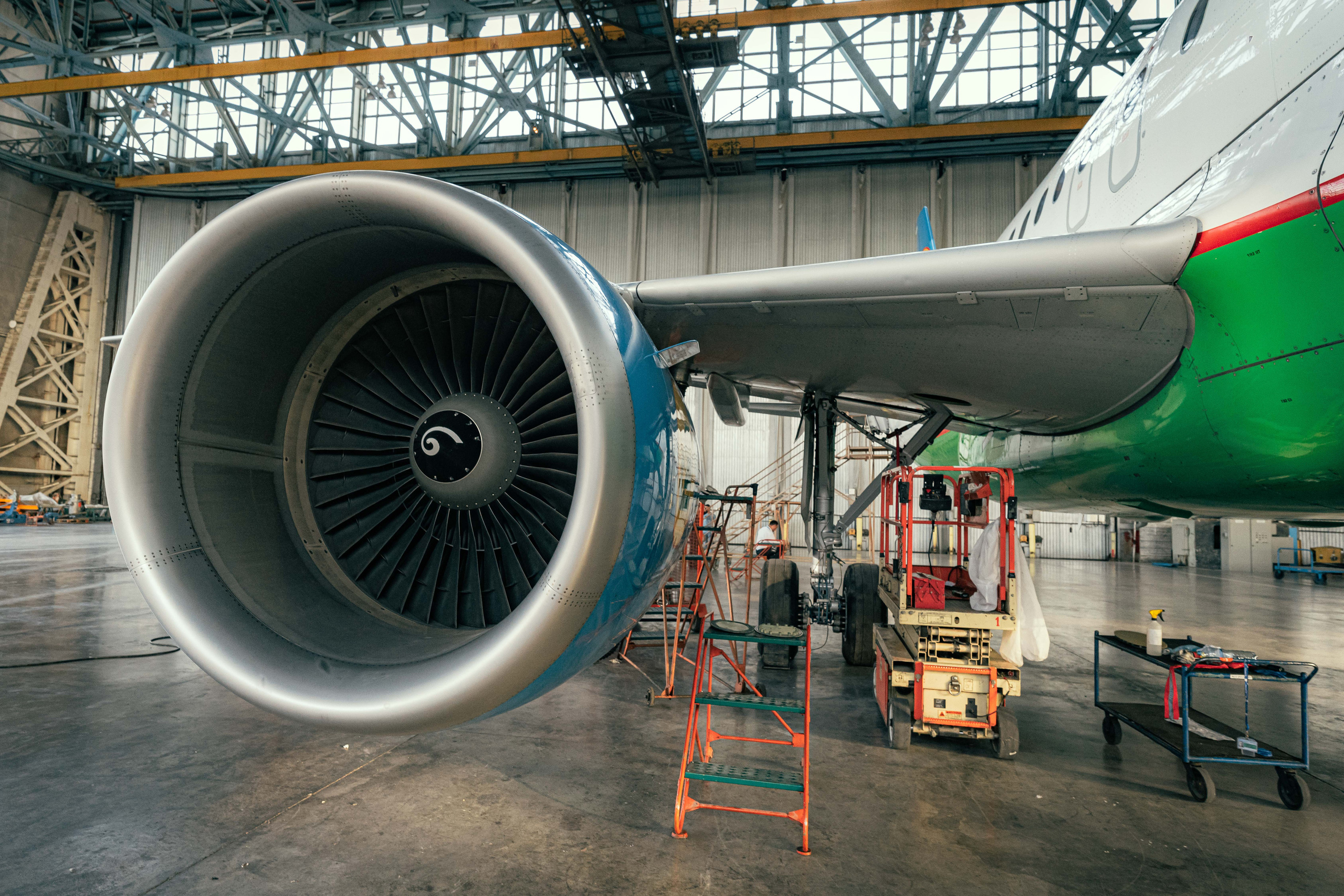 Uzbekistan Airways Technics. Георгий Намазов | Фотограф в Ташкенте