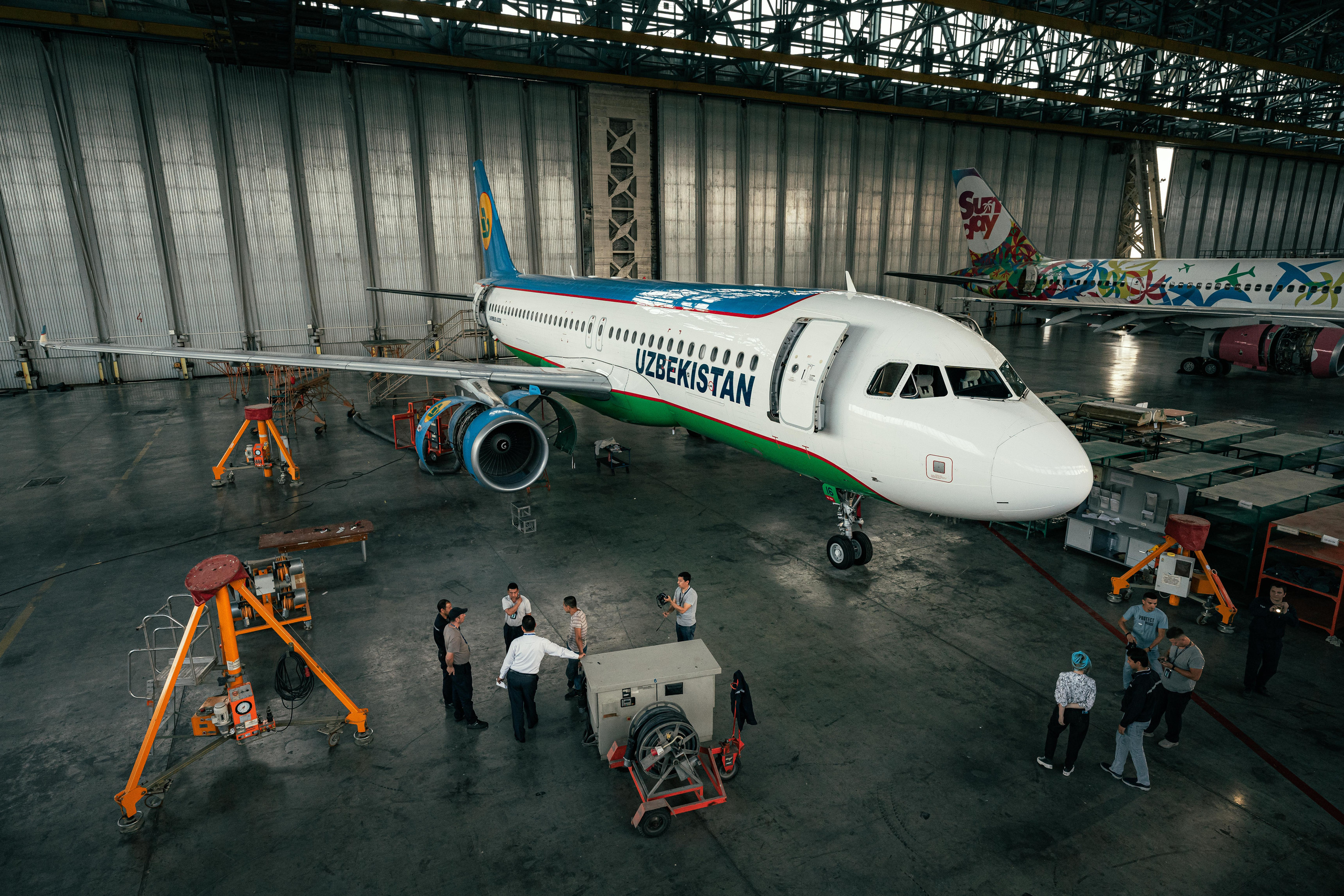 Uzbekistan Airways Technics. Георгий Намазов | Фотограф в Ташкенте