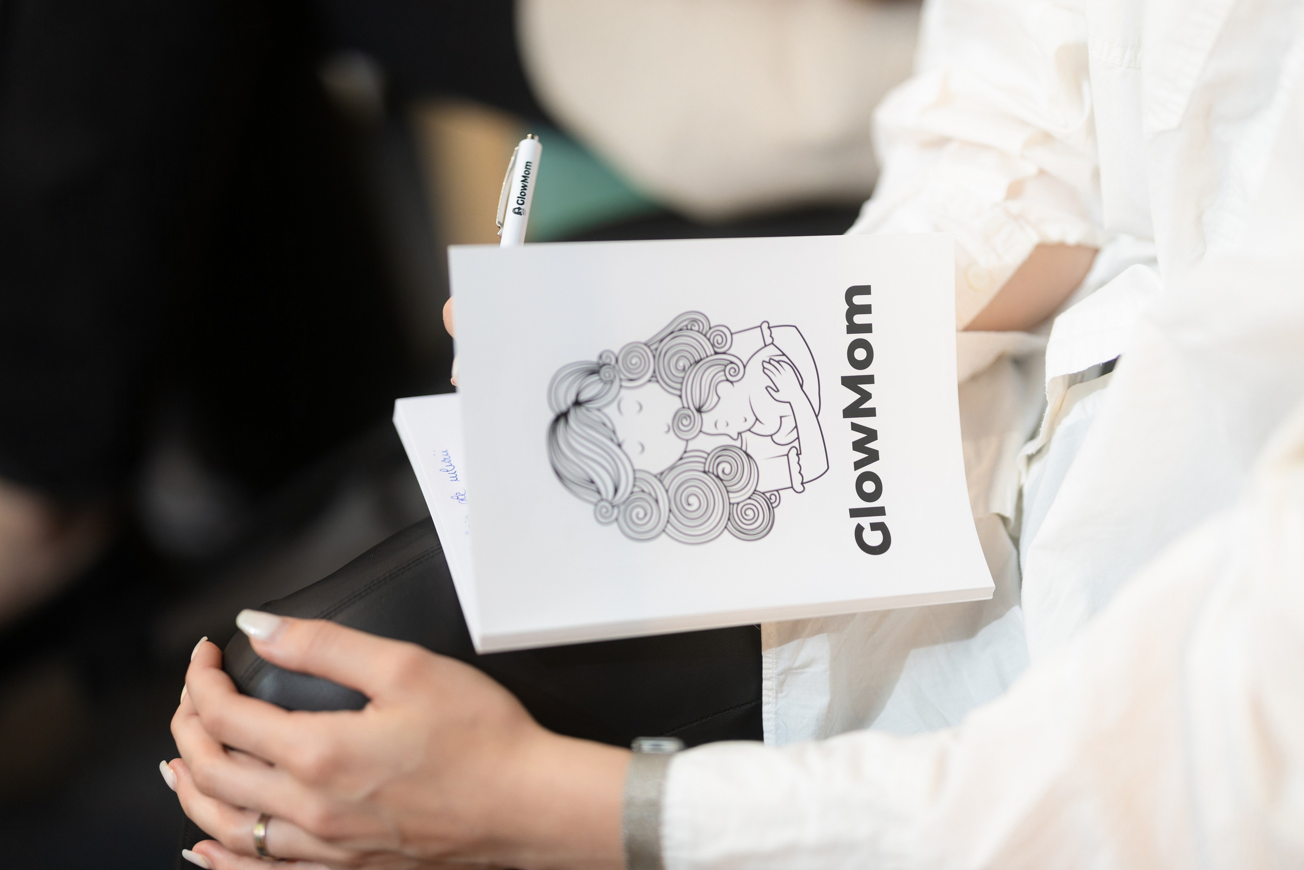 Glo Mom 1. Marius Ciocan