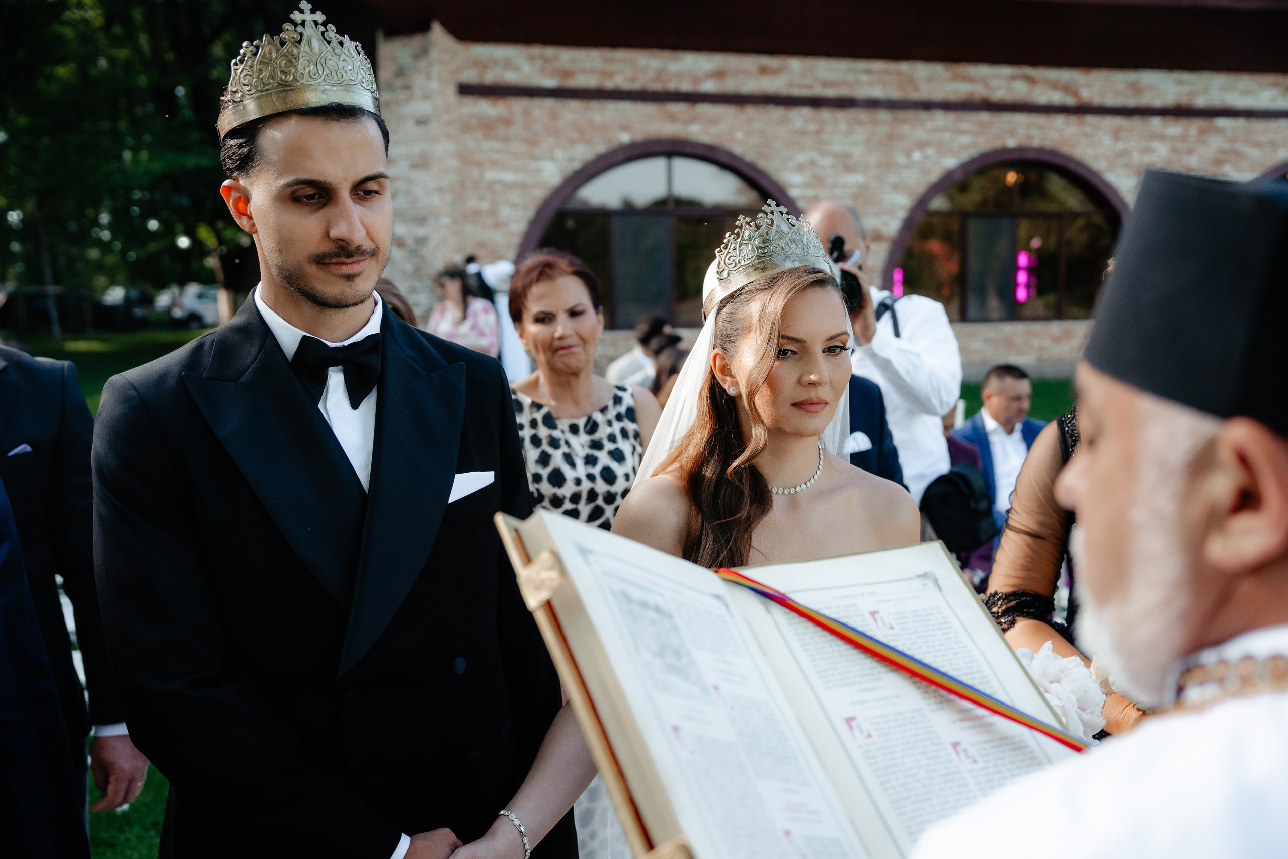 Nunta Ana si Andrei — Love story de Mai. Fotografi de nunta in Bucuresti, Iulia si Stefan Ovidiu