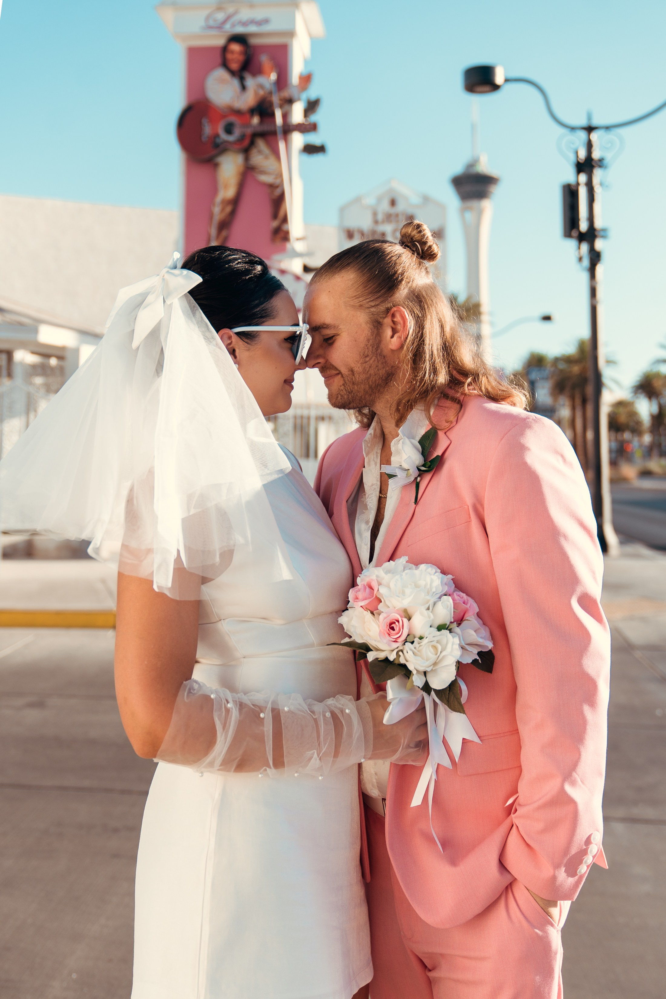 Joey&Afton. Wedding & elopement photographer Viktoriya Kravtsov. Las Vegas