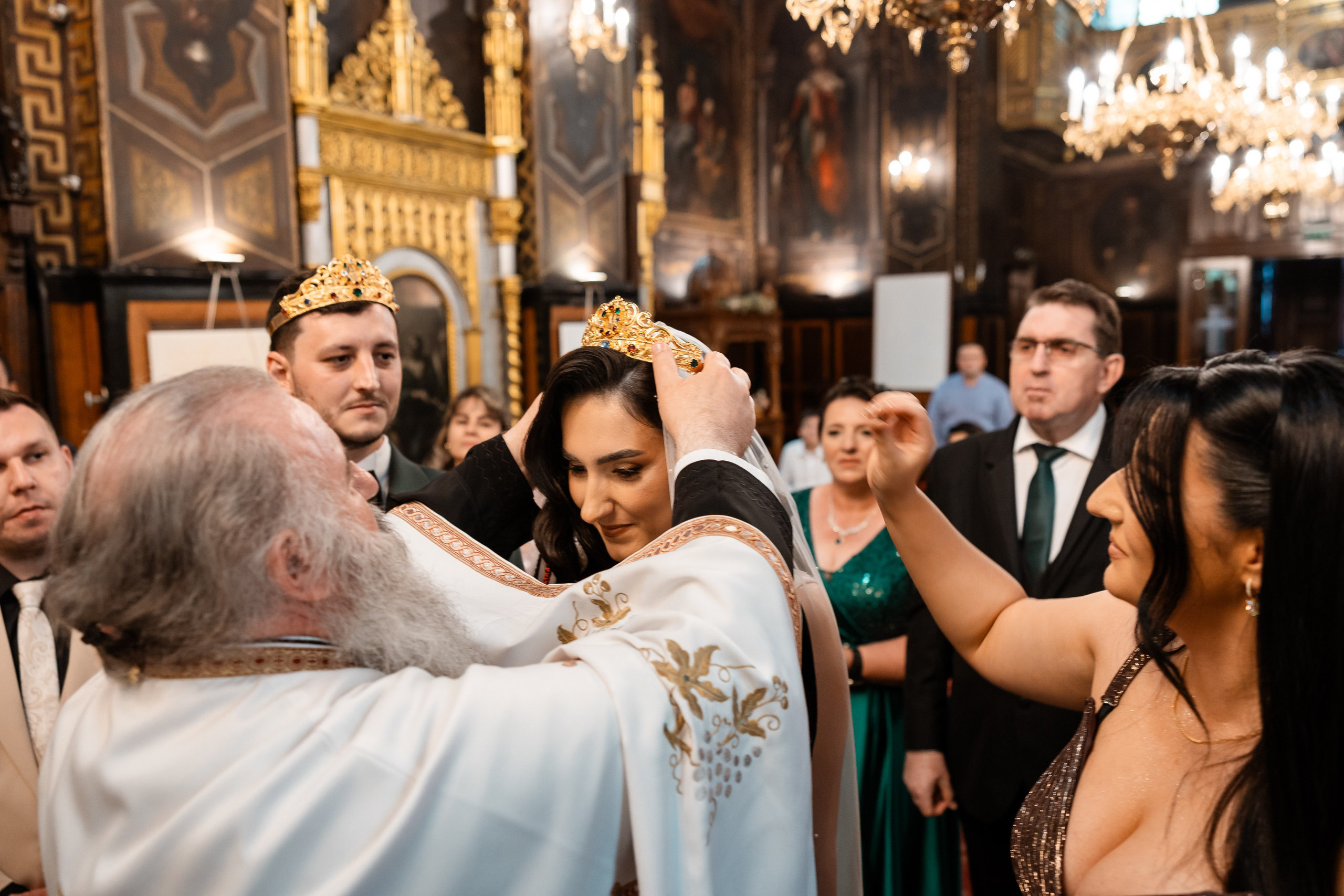 Adriana & Ionel. Home