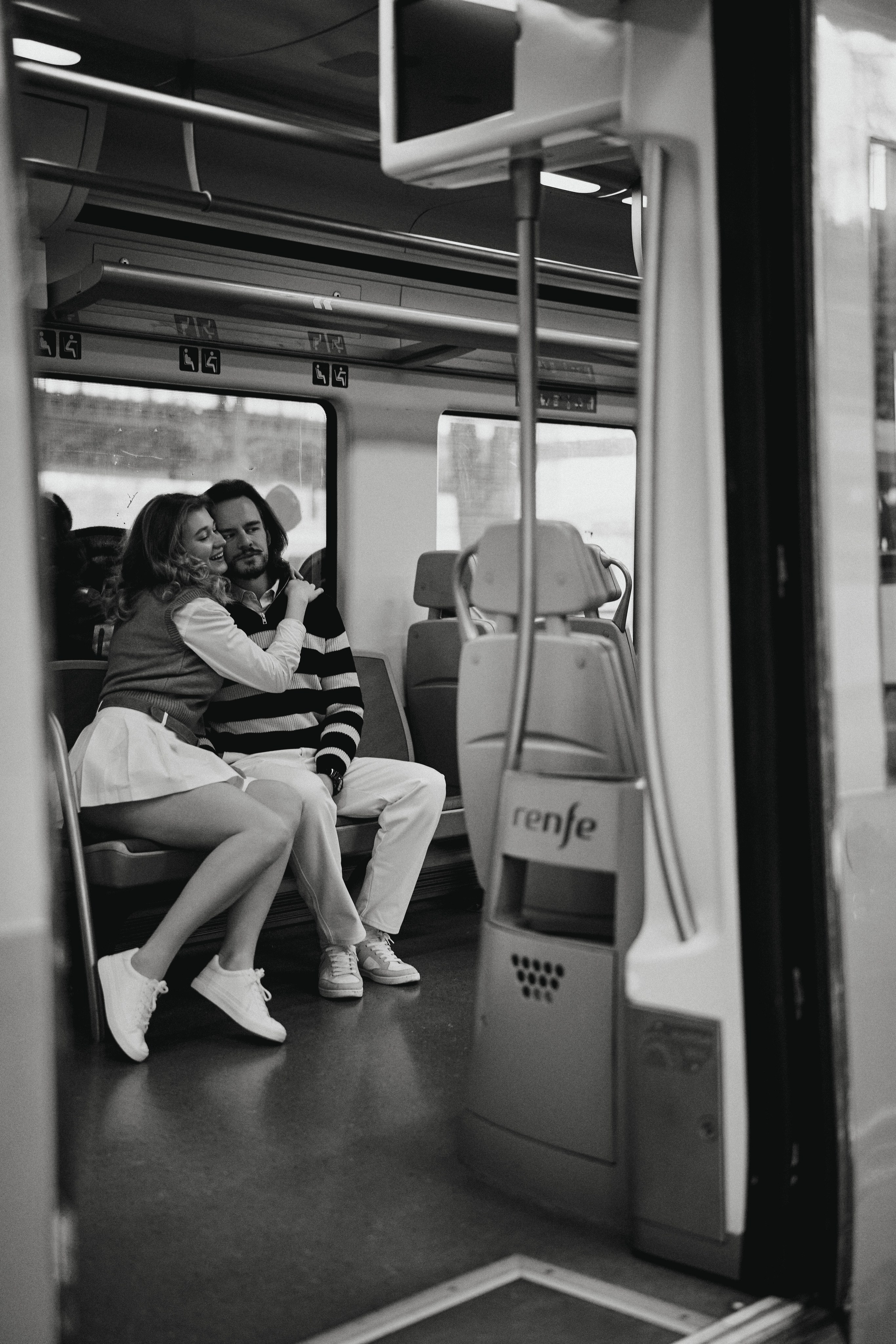 Тим и Кэт. Французский вокзал. Барселона. Фотограф в Барселоне Жанна Захарченко