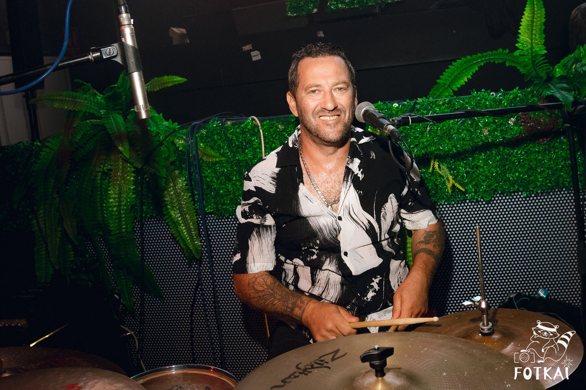 Oktoberfest Torrevieja 2025 в Avalon — Stones of the Coast, живая музыка и рок-атмосфера | Фоторепортаж FOTKAI