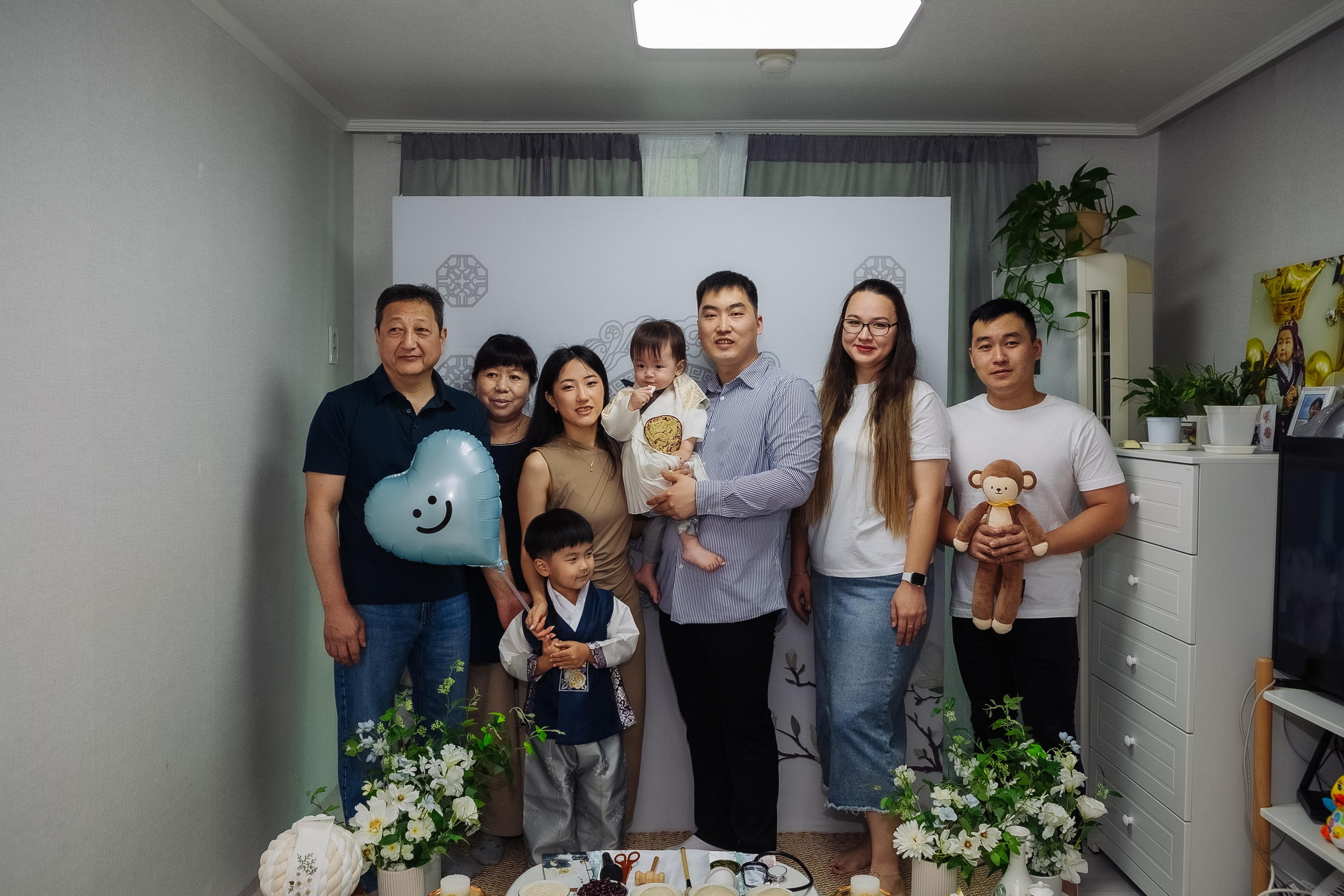 Тео дома и в ресторане. Фотограф беременности, ньюборн и годовасиков в Корее Жанна Хан