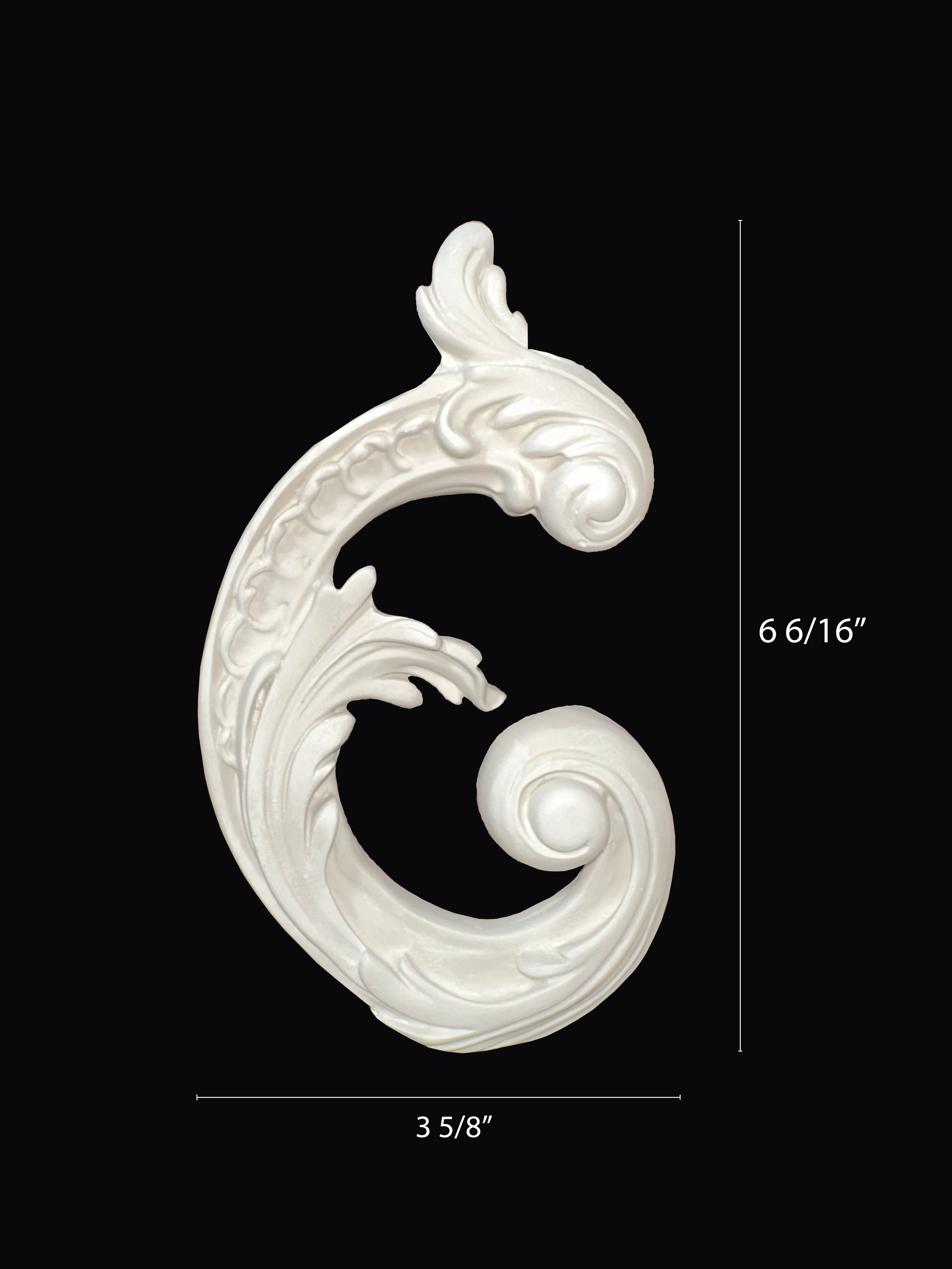 Corners. Plaster molding