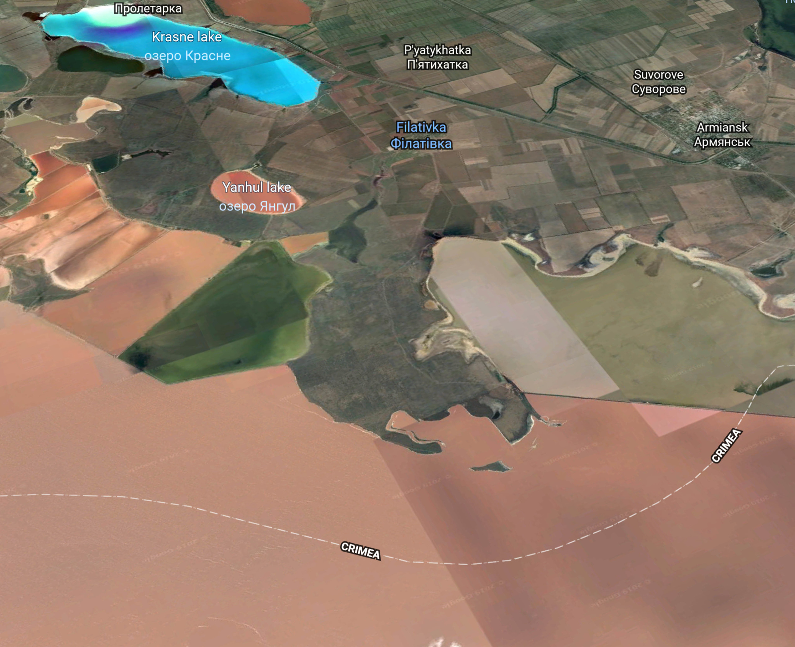 Inland Empire (zine). Междисциплинарный художник, фотограф