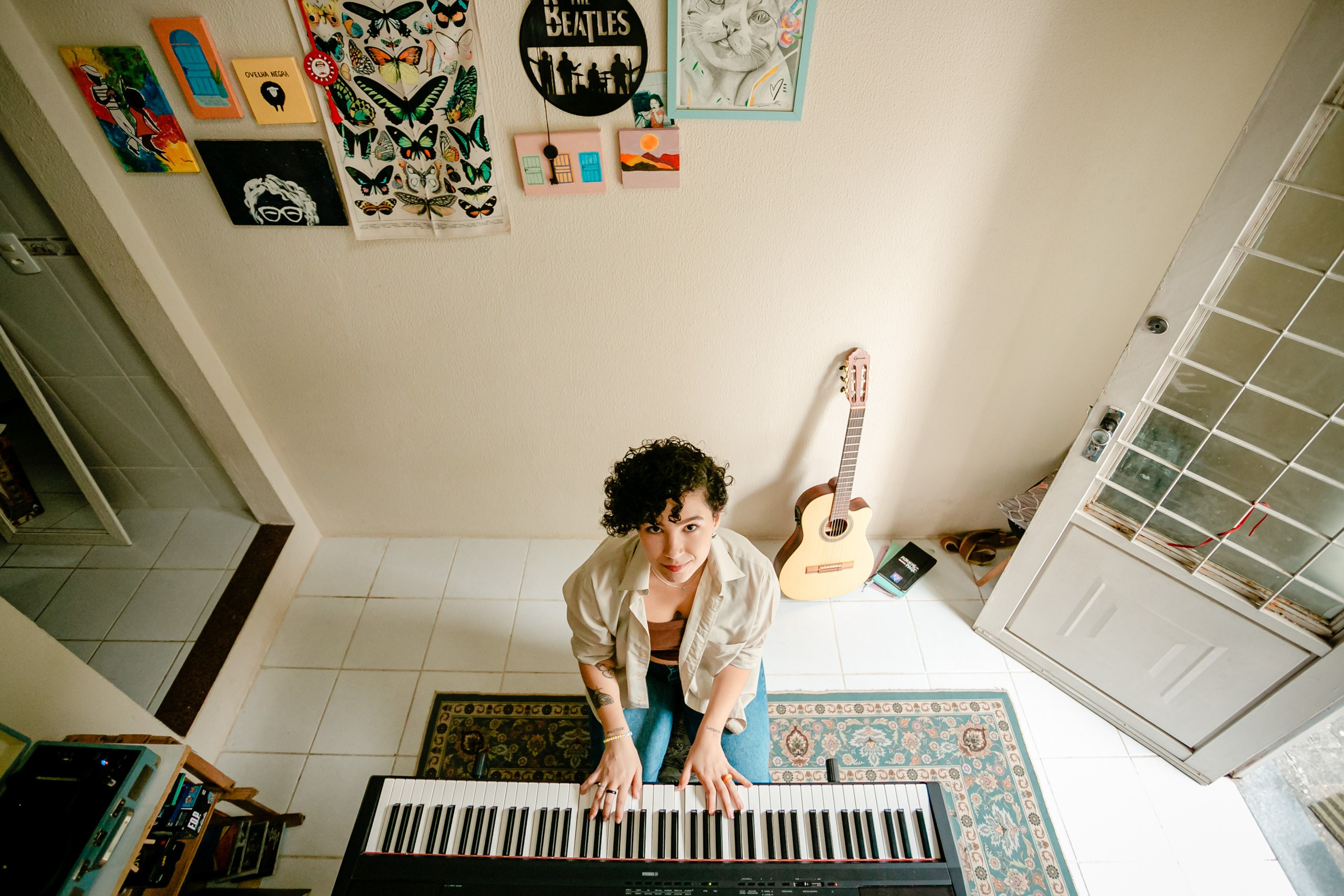 Ensaio fotográfico de cantora — Leticia Santos