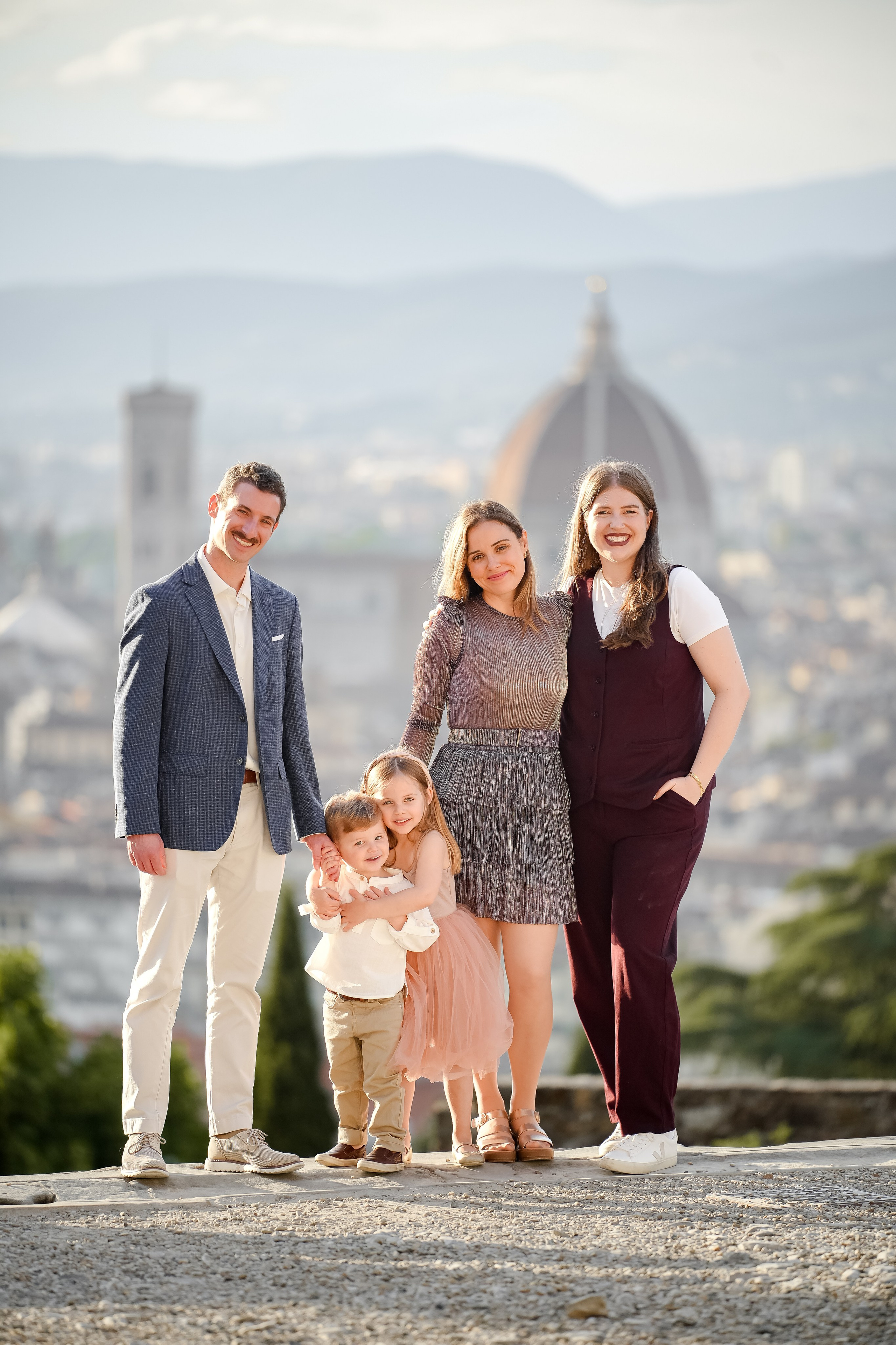 Jessica & Family. Wedding Photographer in Italy