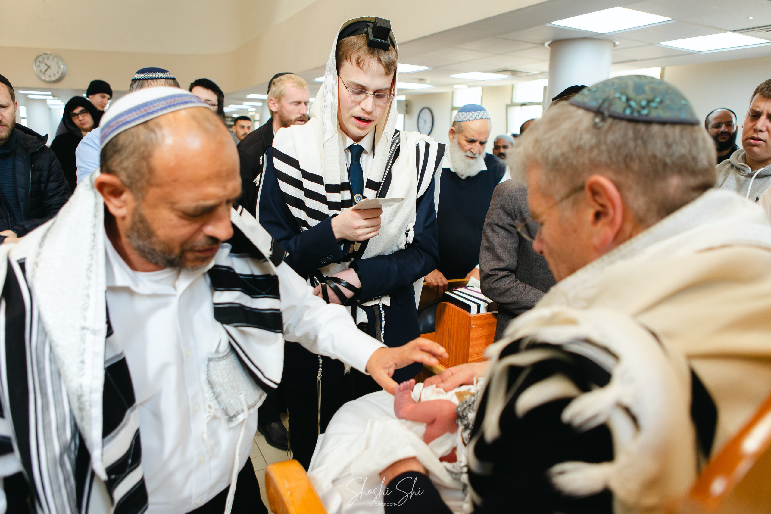 BRIT TWINS. Https://shi-photo.com/