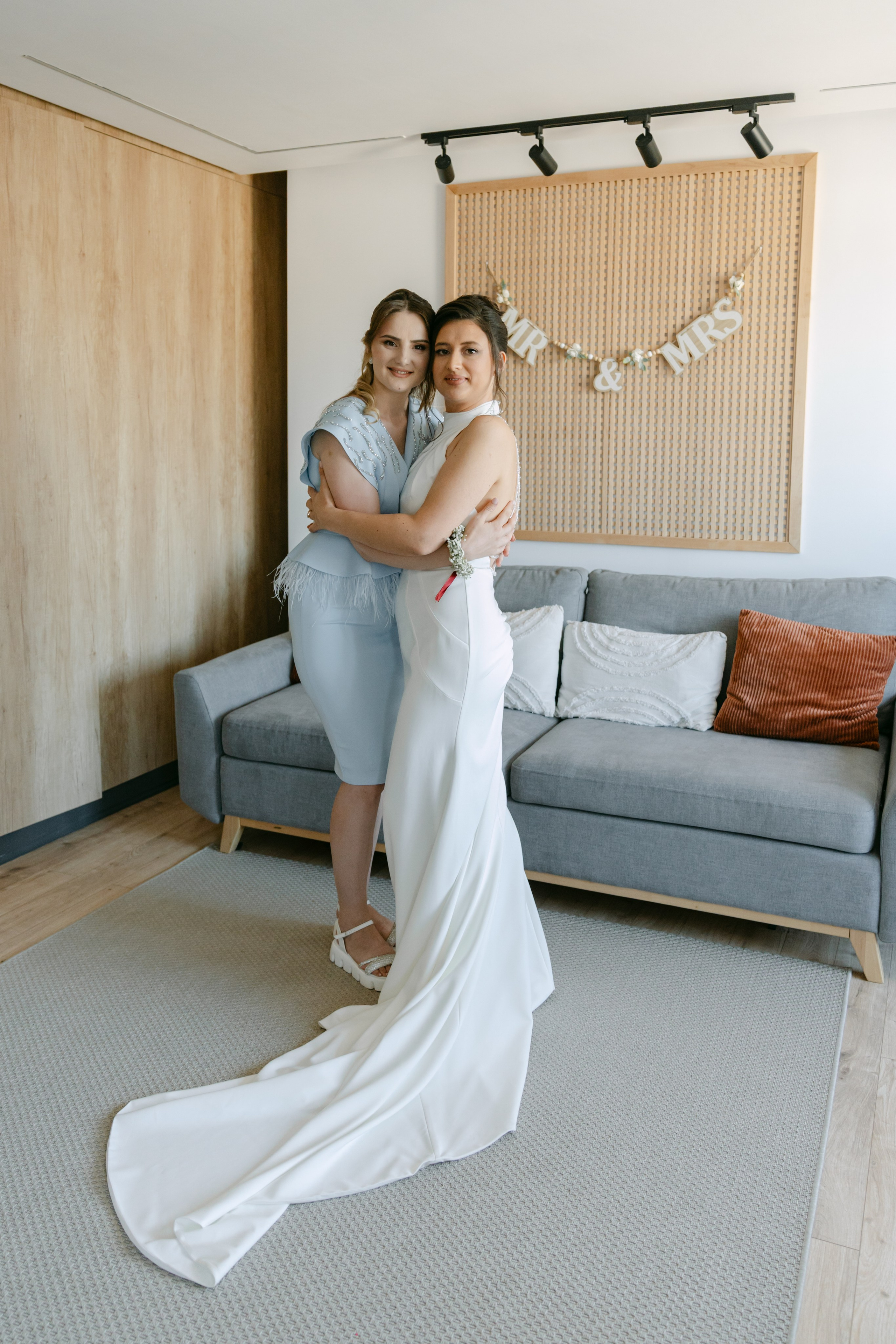 Alex & Corina. Gabrielacojocariu.com