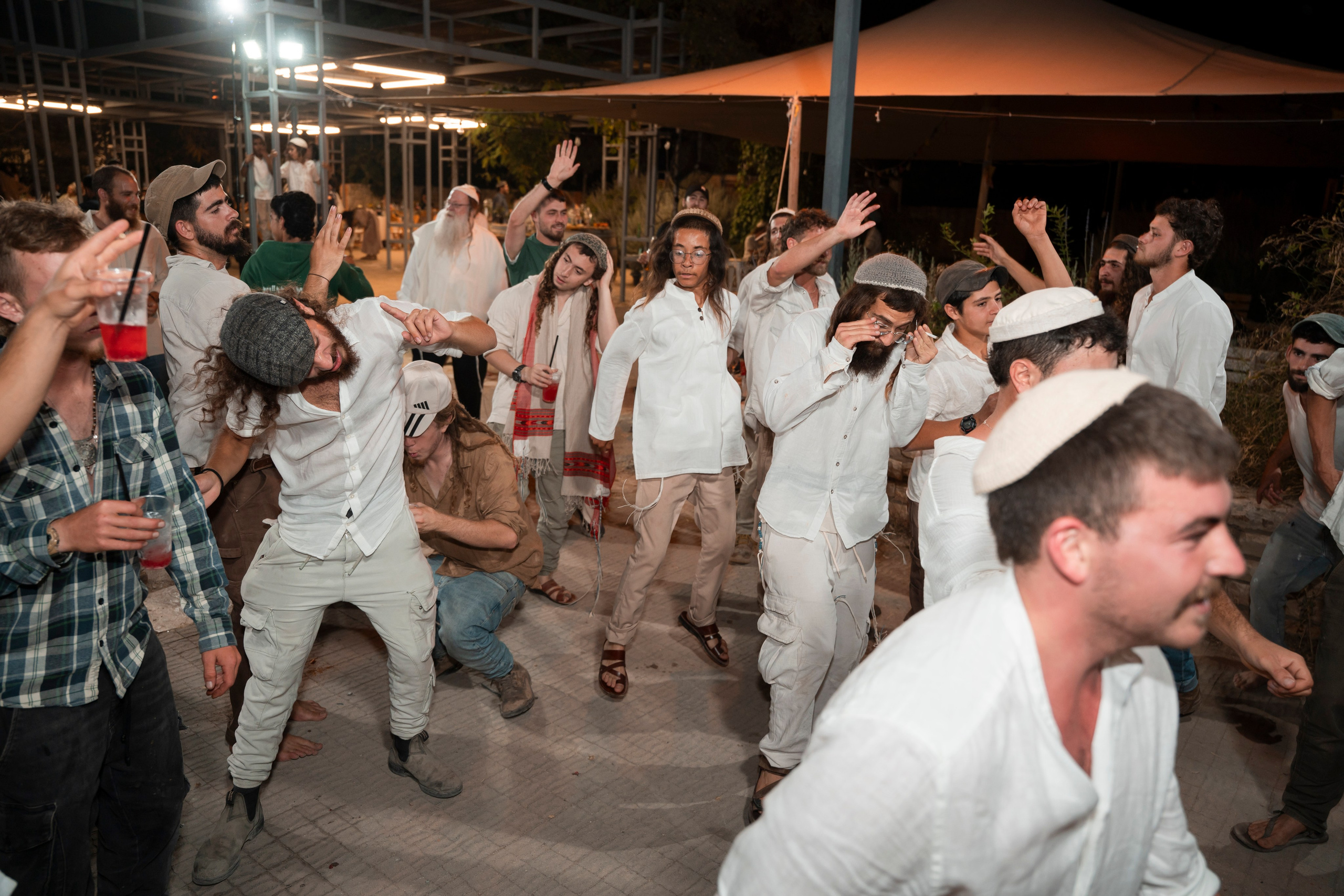 עדן ושלהבת. יוסף מזרחי צילום חתונה, ברית וזוגיות. צלם מקצועי שאוהב להוציא אתכם הכי יפים ברגעים הכי מרגשים